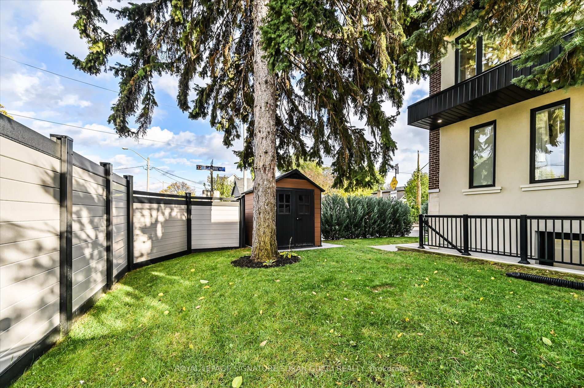 North side outdoor space