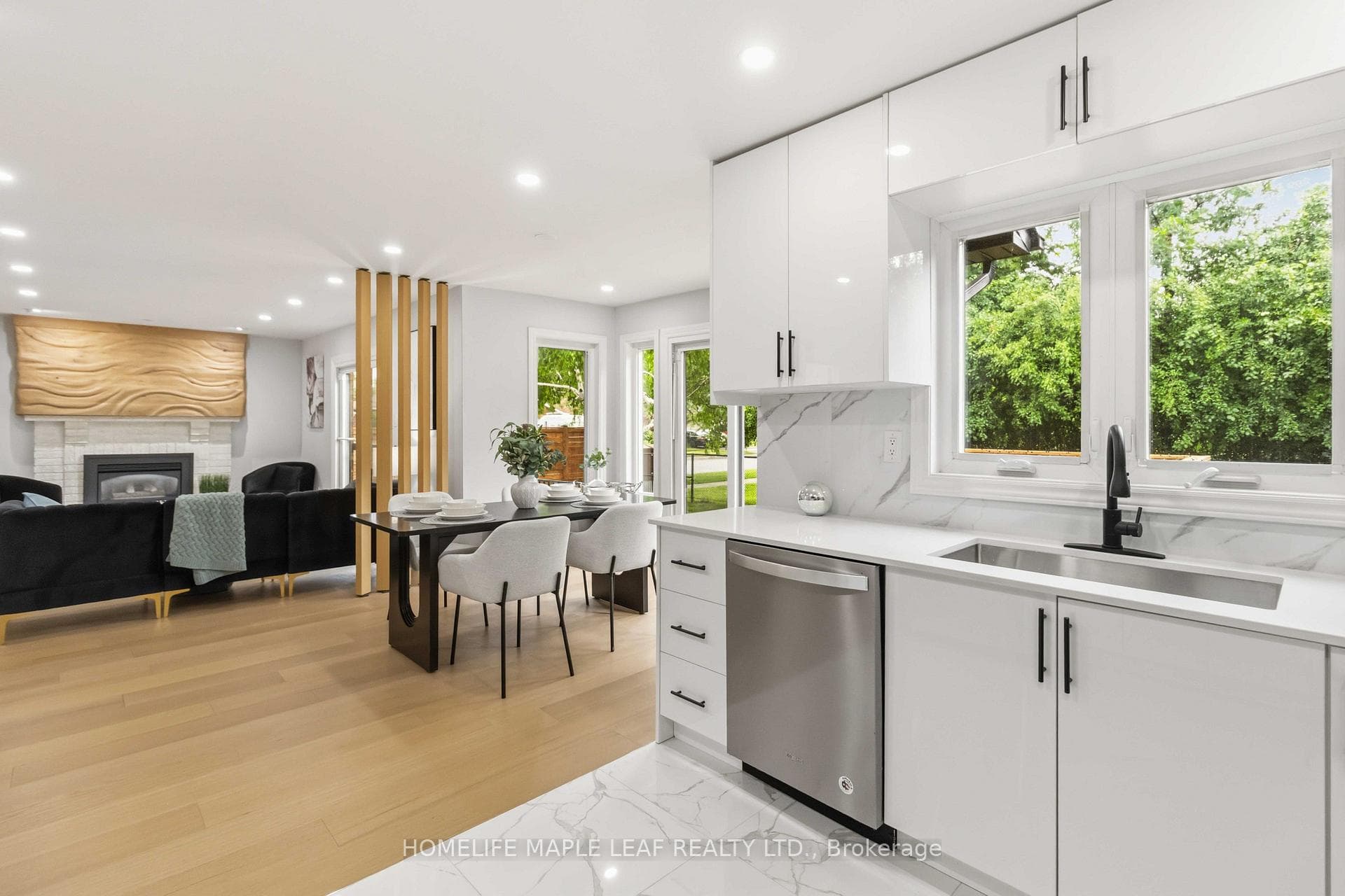 90 Burgby Avenue photo 12