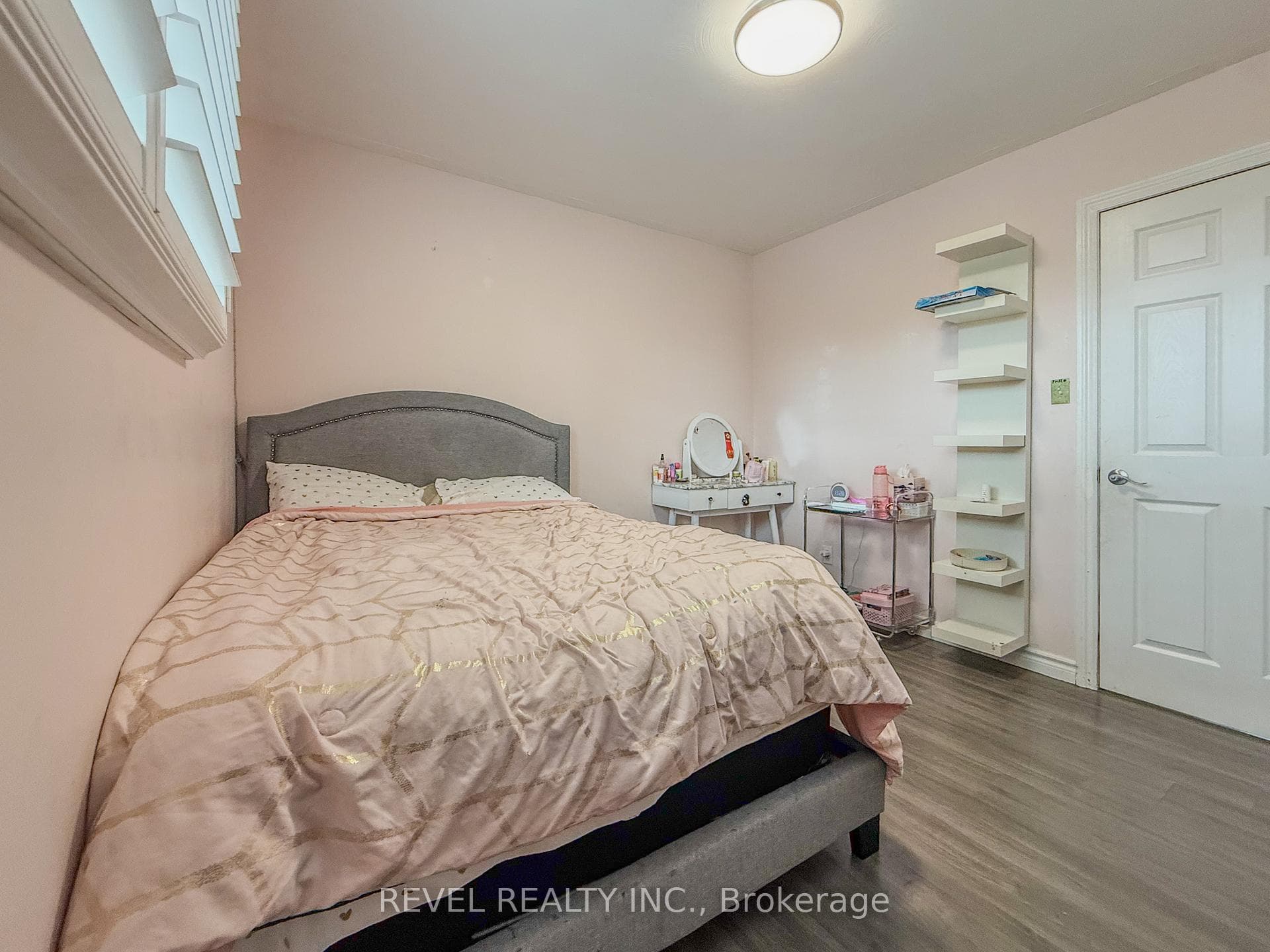 376 Morandin Avenue photo 20