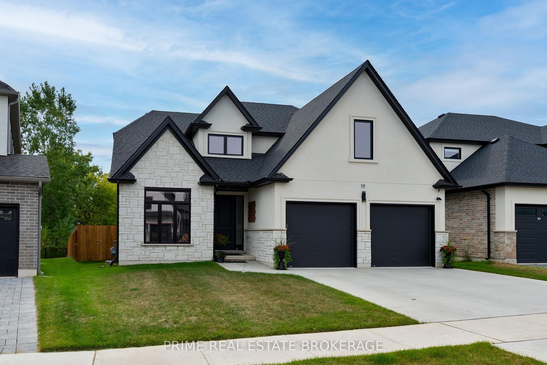 19 Aspen Circle photo 2