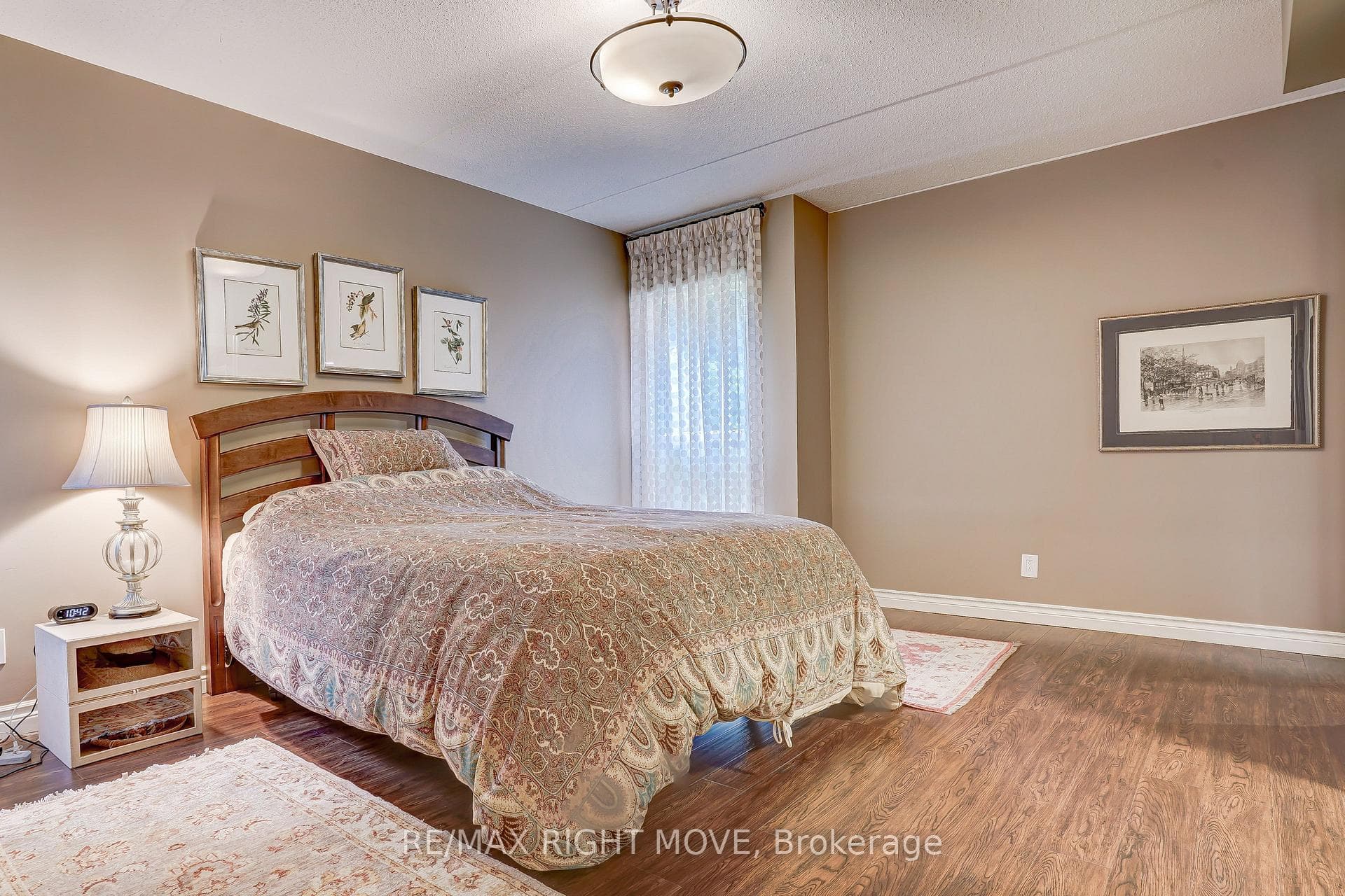 330 Brewery Lane Unit 101 photo 17