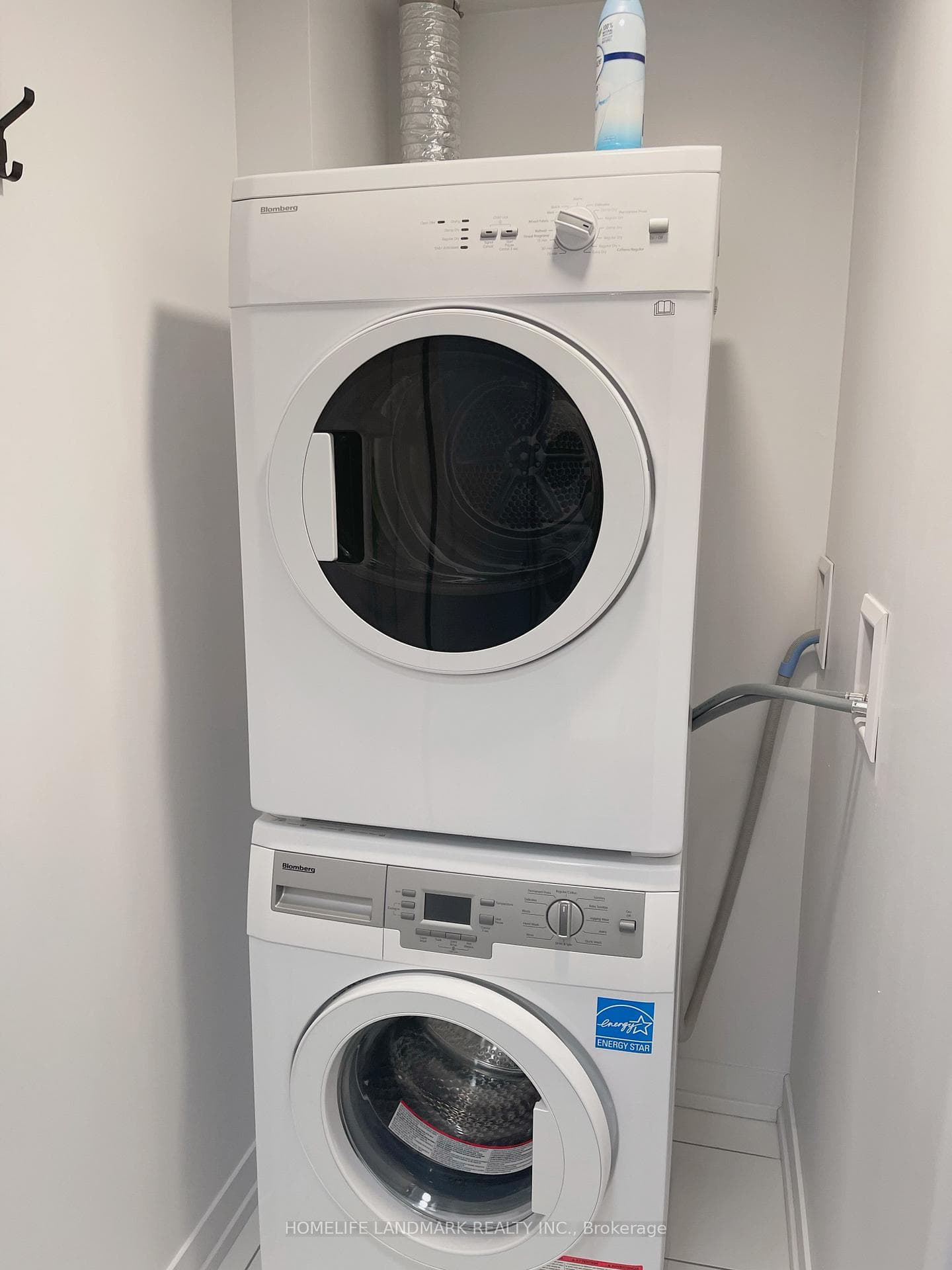 125 Redpath Avenue Unit 1903 photo 11