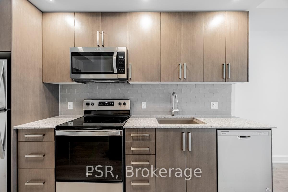 3220 William Coltson Avenue Unit 428 photo 6