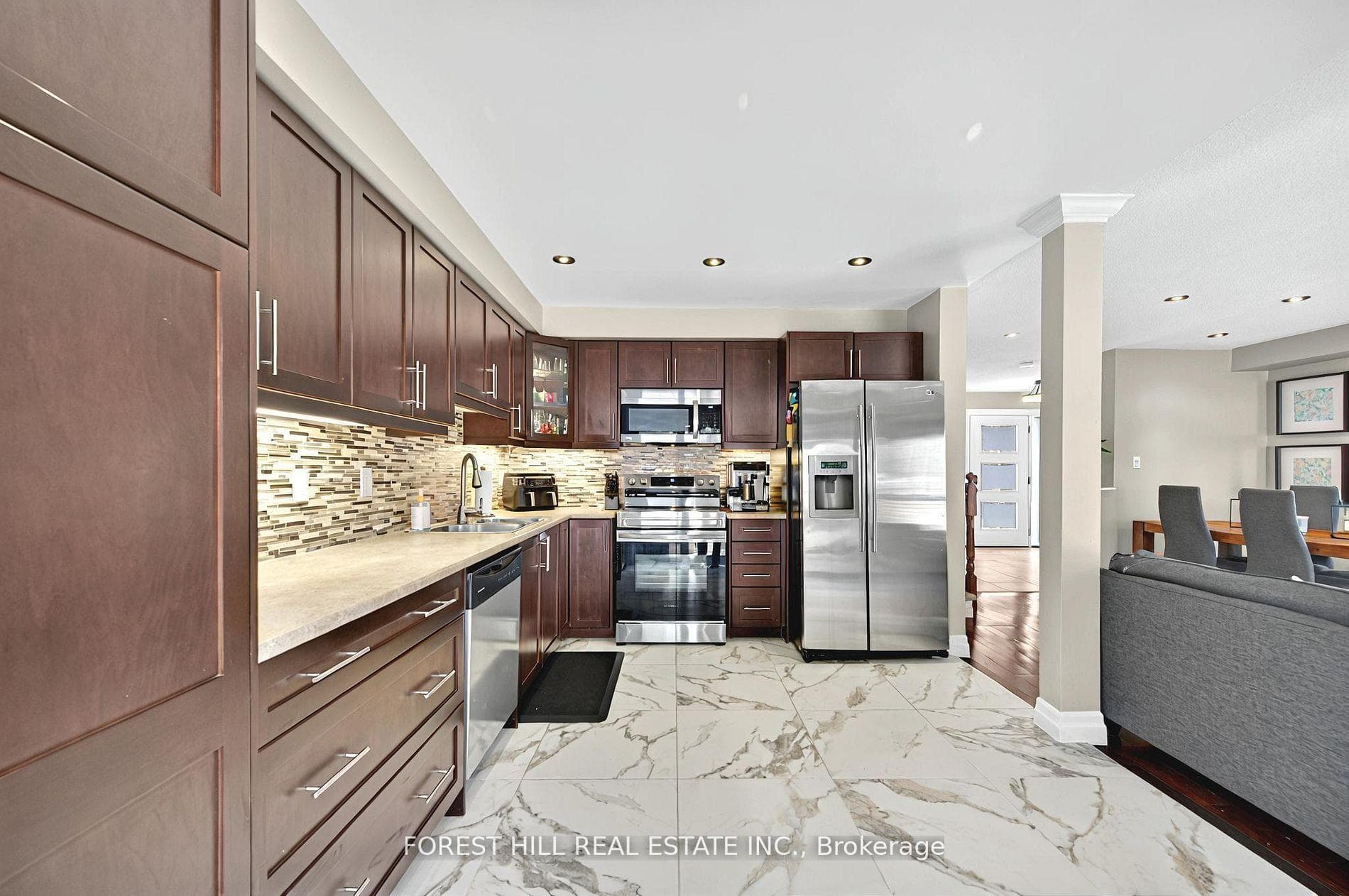 88 Noble Drive photo 10
