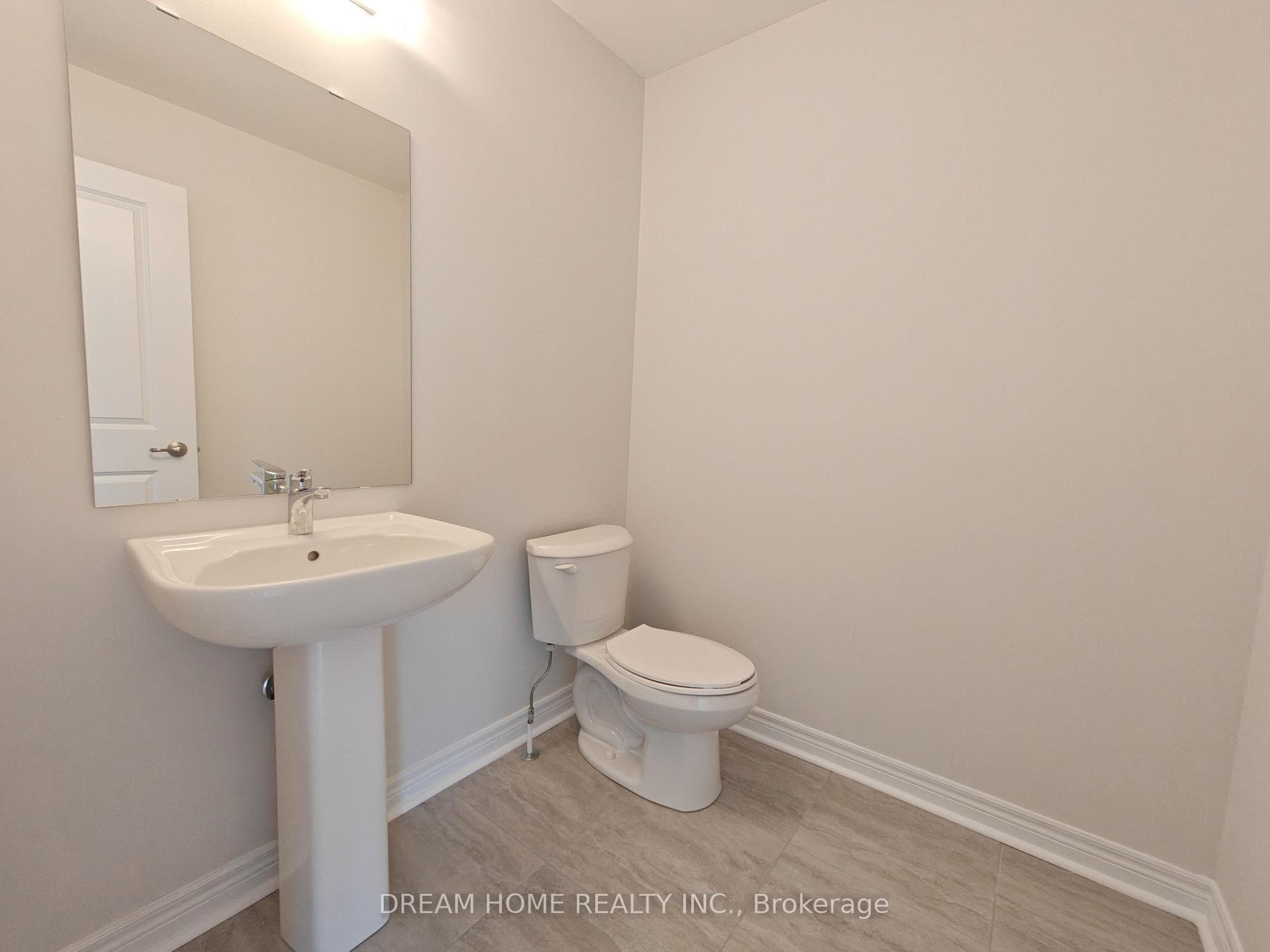 64 Johann Drive photo 8