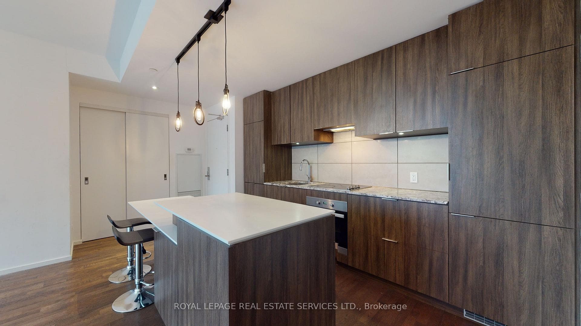 5 St. Joseph Street Unit 1507 photo 7