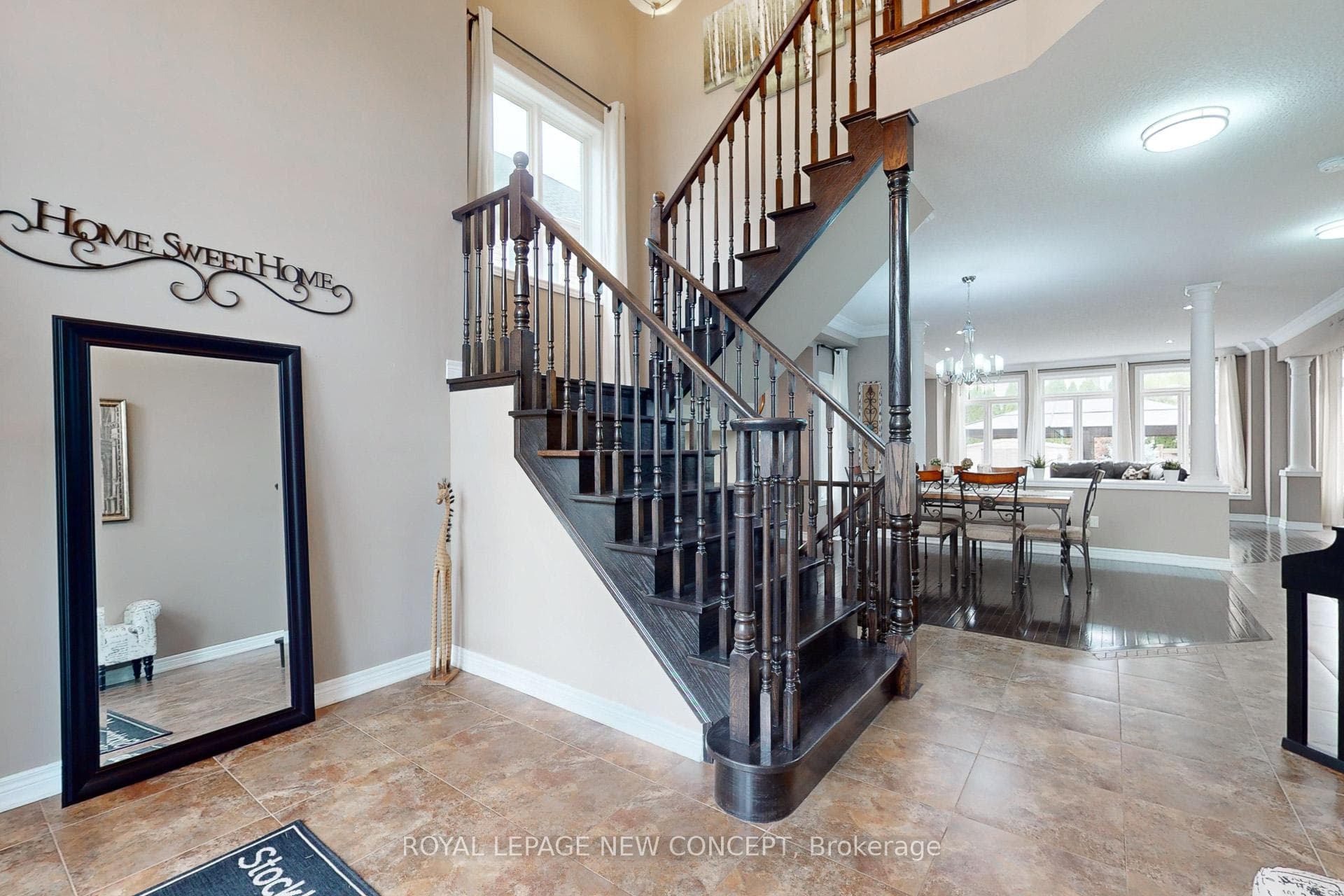 26 Lampman Drive photo 4