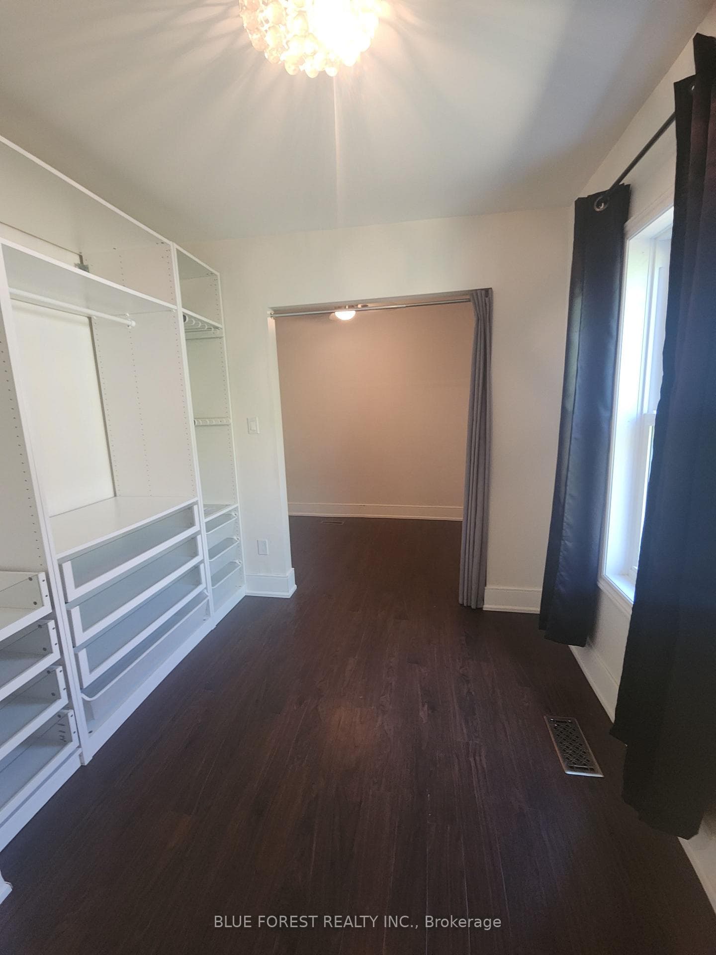 206 Caradoc Street photo 15