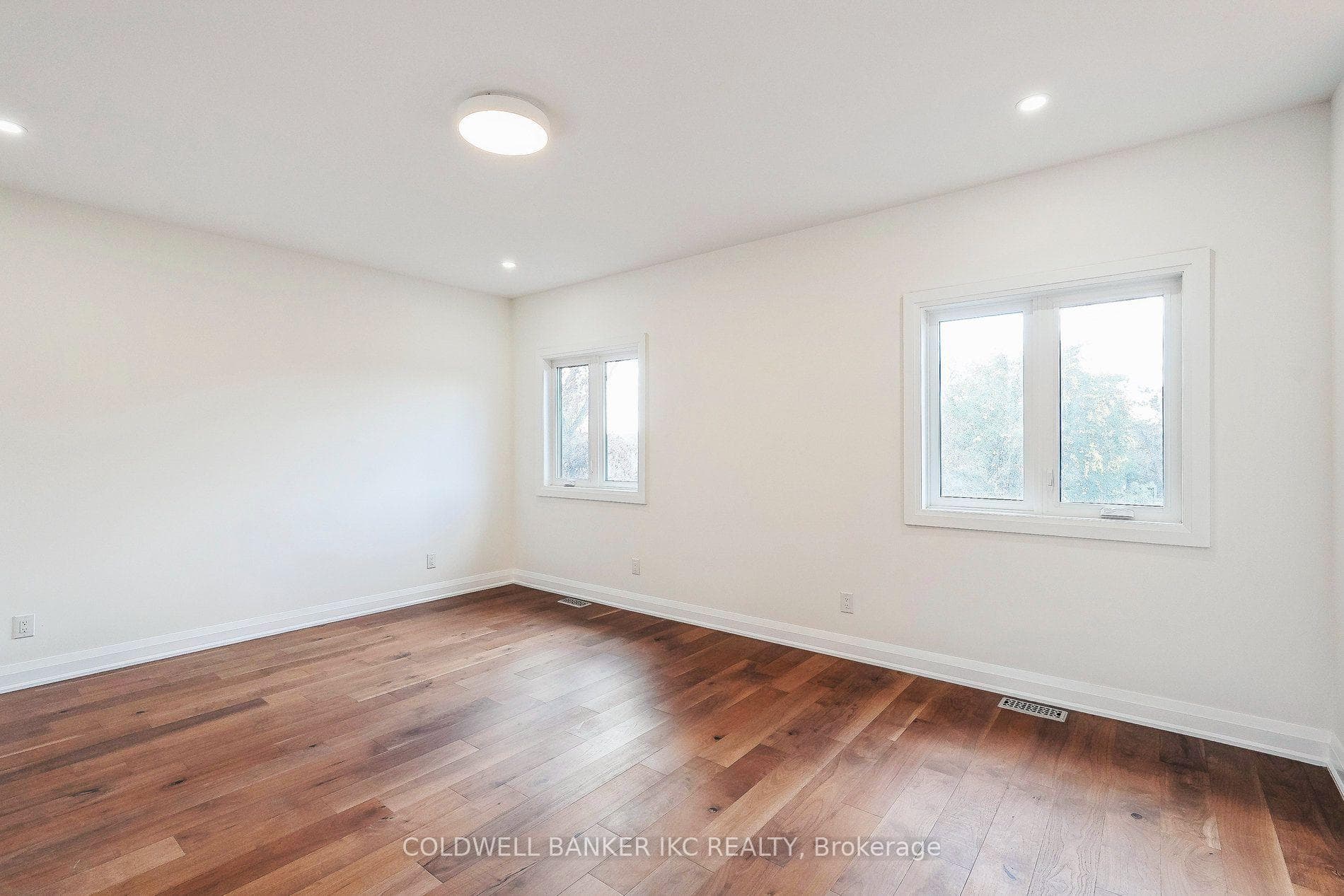 722 Beach Boulevard photo 28
