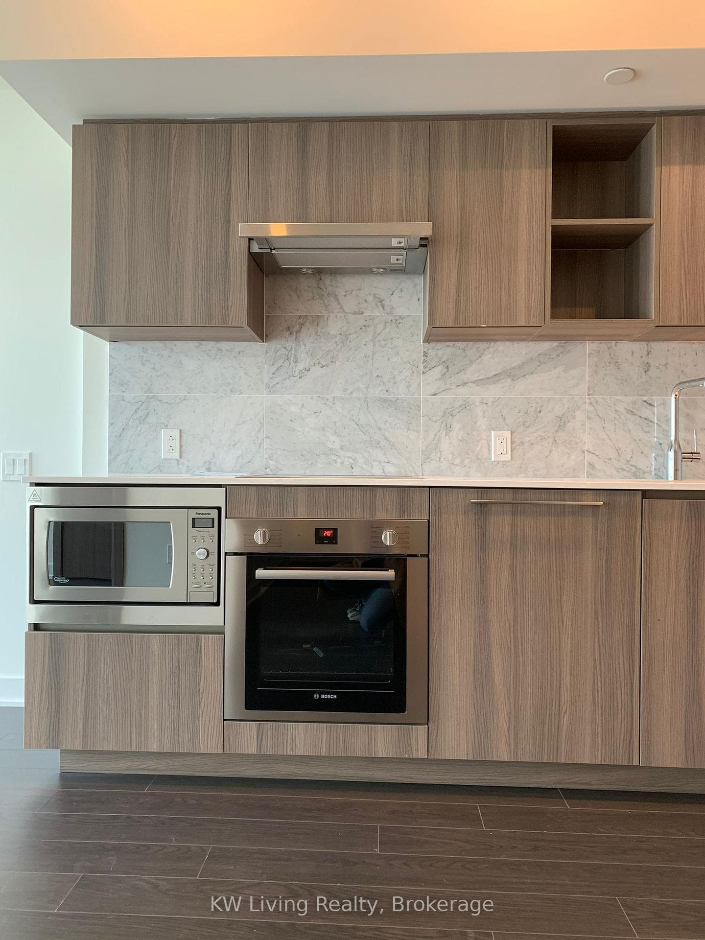 19 Bathurst Street Unit 3207 photo 8