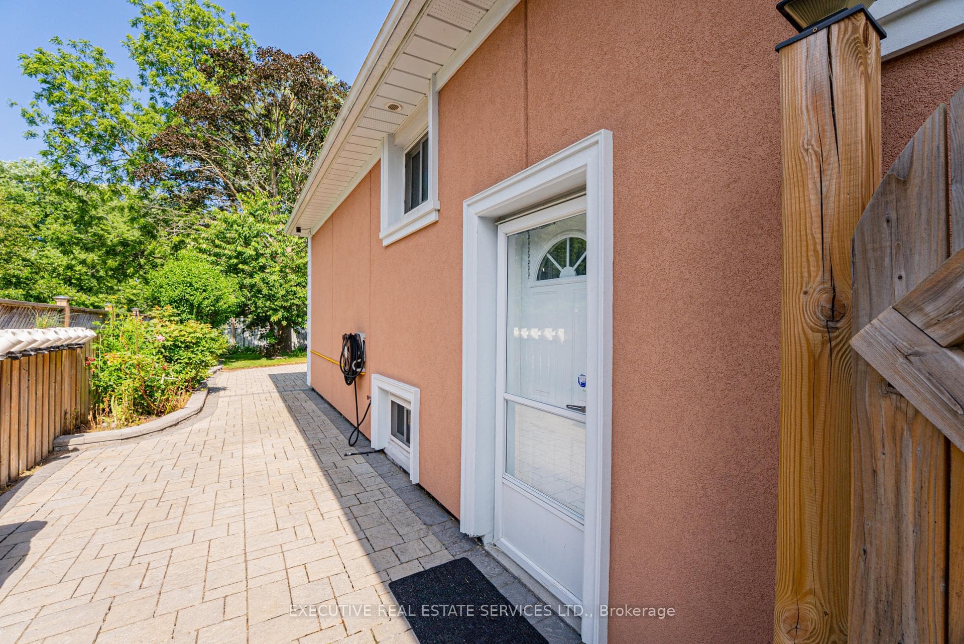 37 Ravenview Drive photo 9
