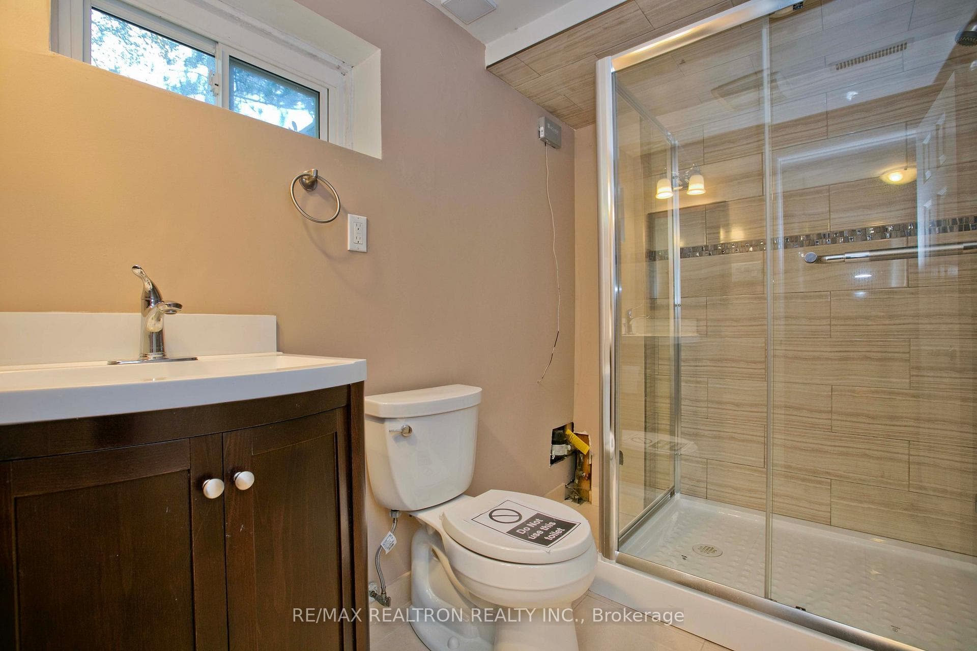60 Tooklea Crescent photo 23