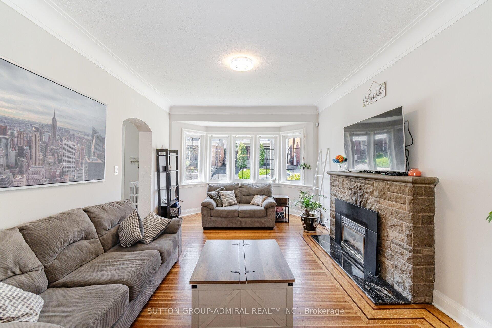 112 Hillcrest Avenue photo 6