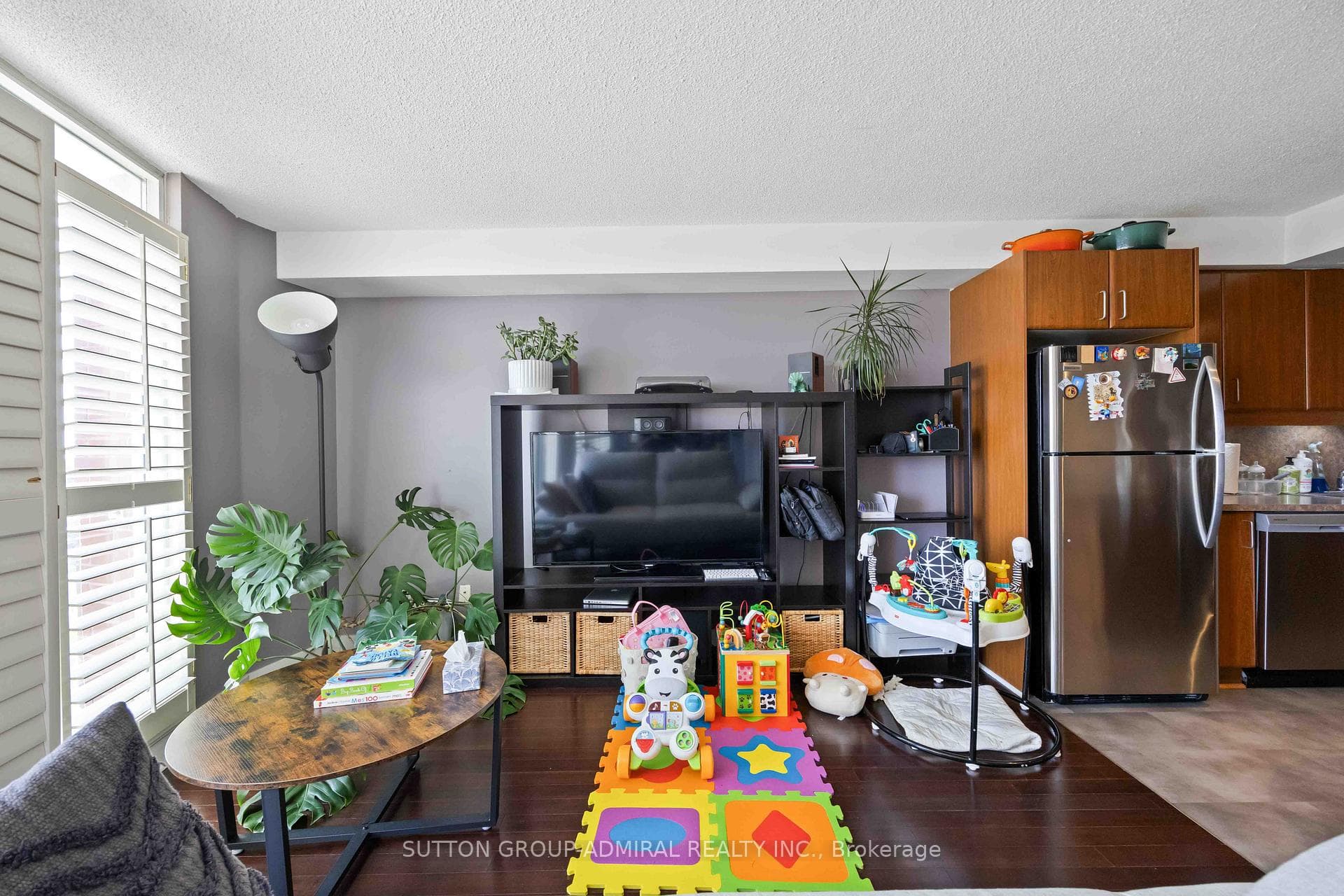 550 Queens Quay Unit 726 photo 14