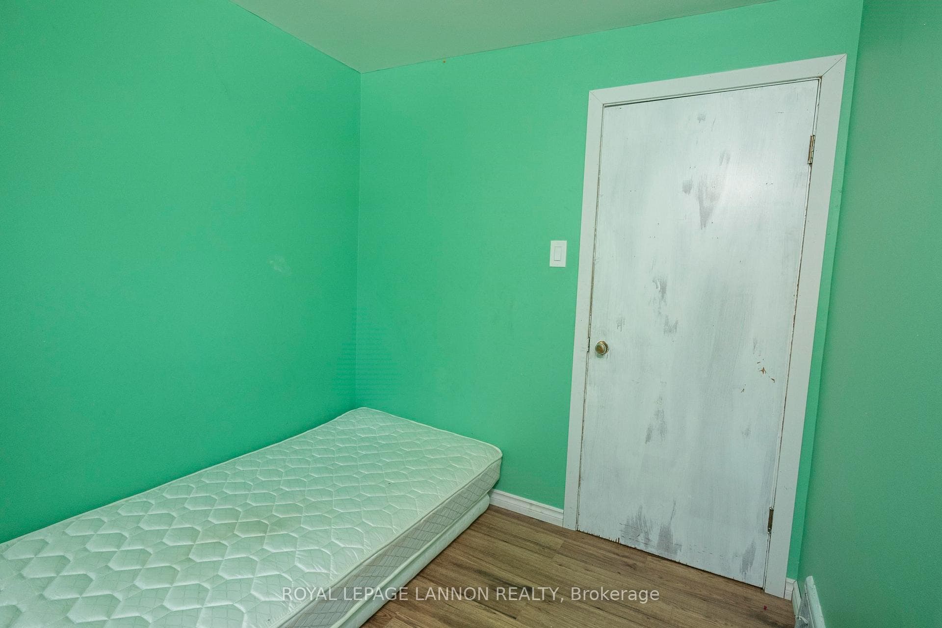 415 Archibald Street photo 21