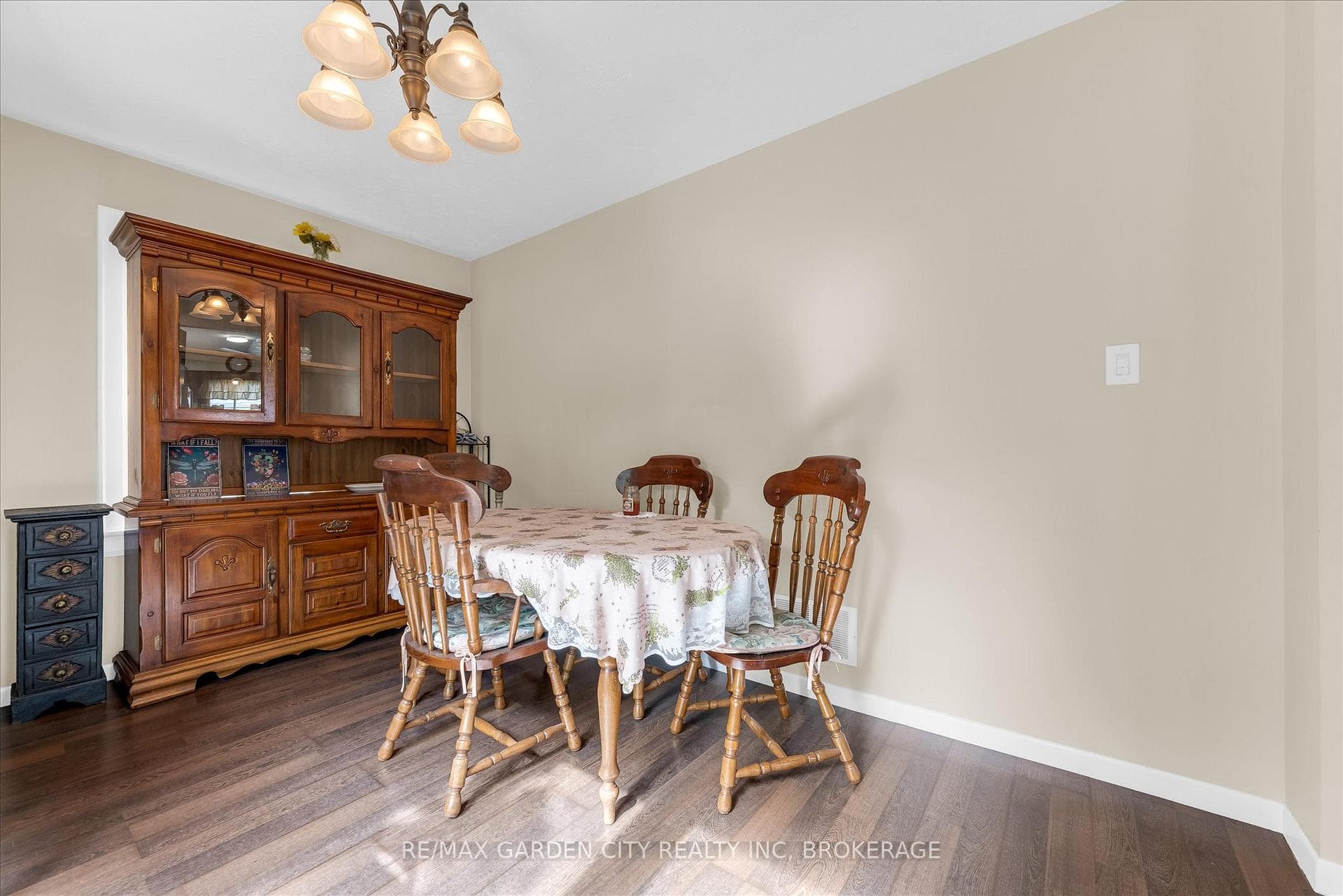 165 Pine Street photo 14