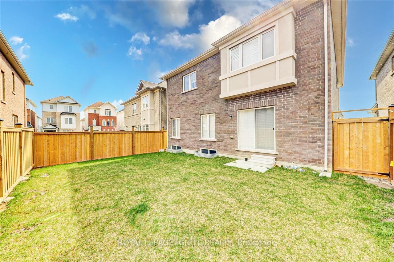 37 Turnerbury Avenue photo 33