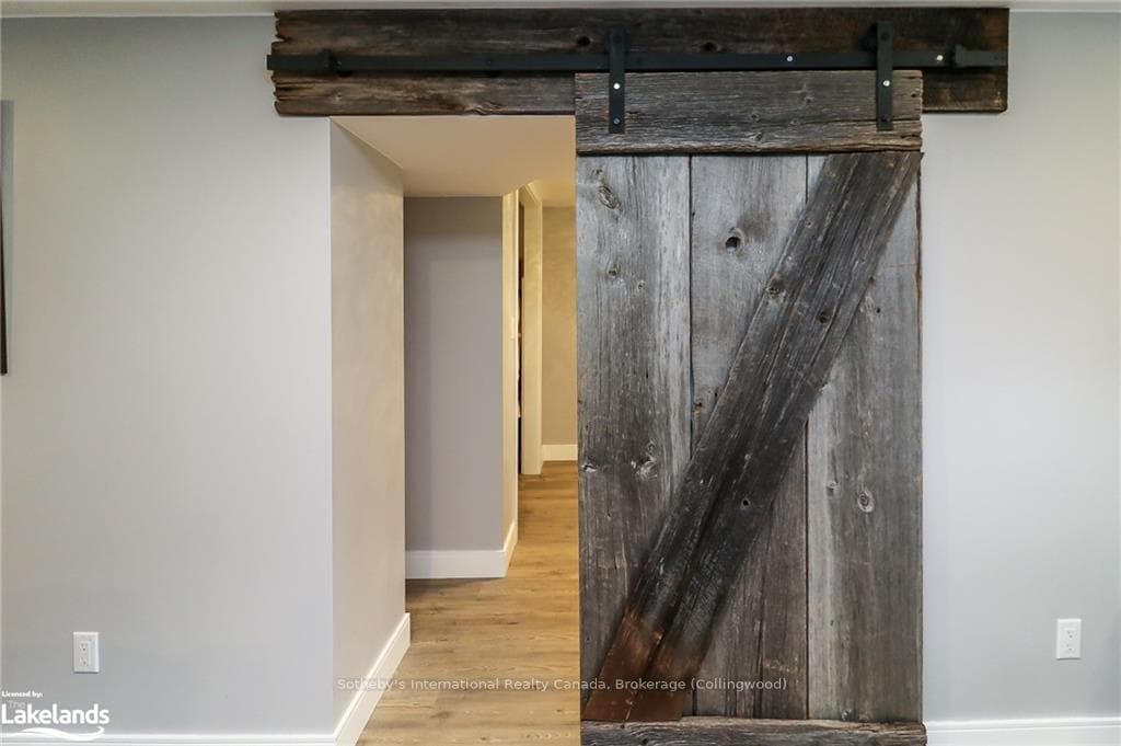 140 ORCHARD Drive photo 32