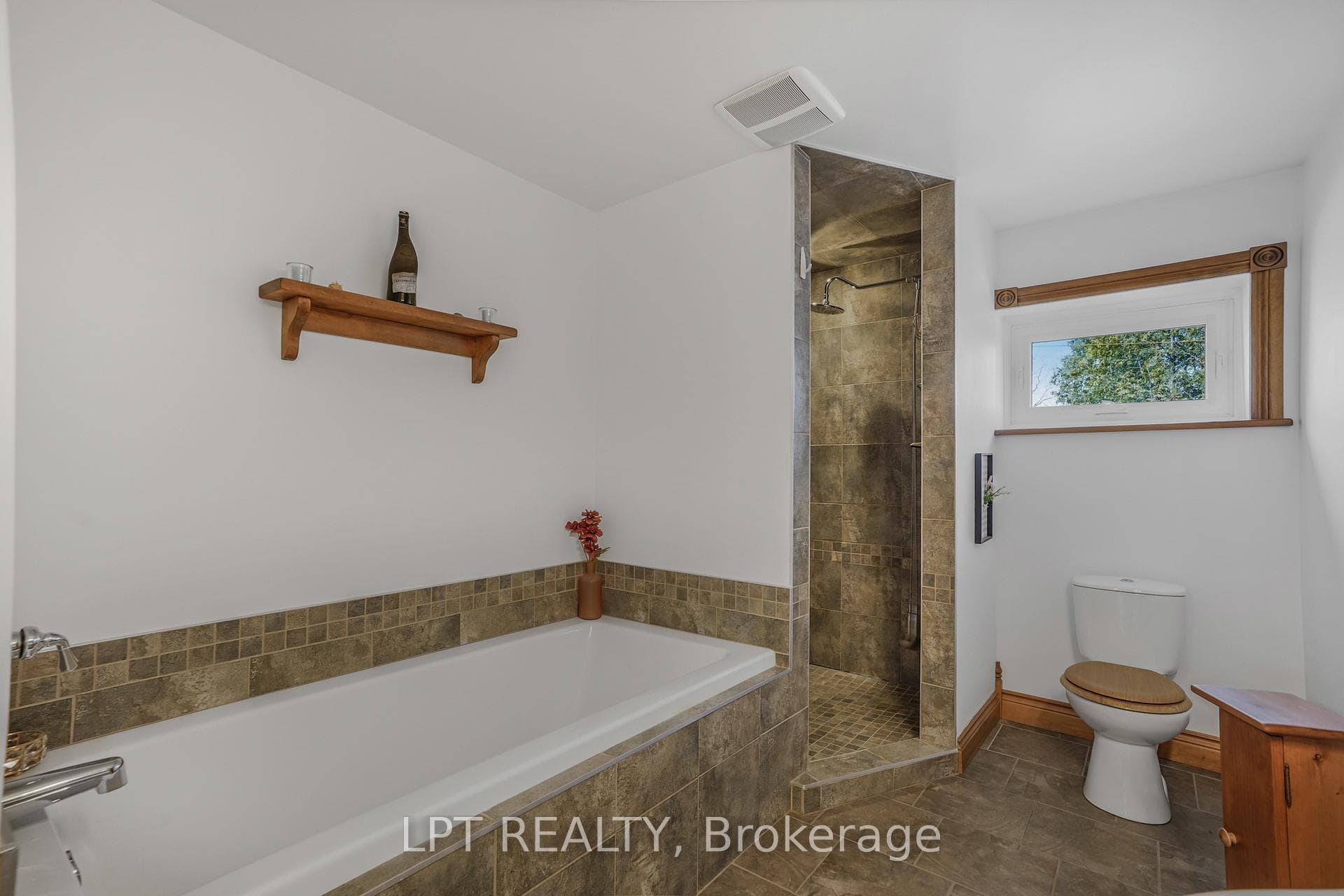 1290 Tannery Road photo 6