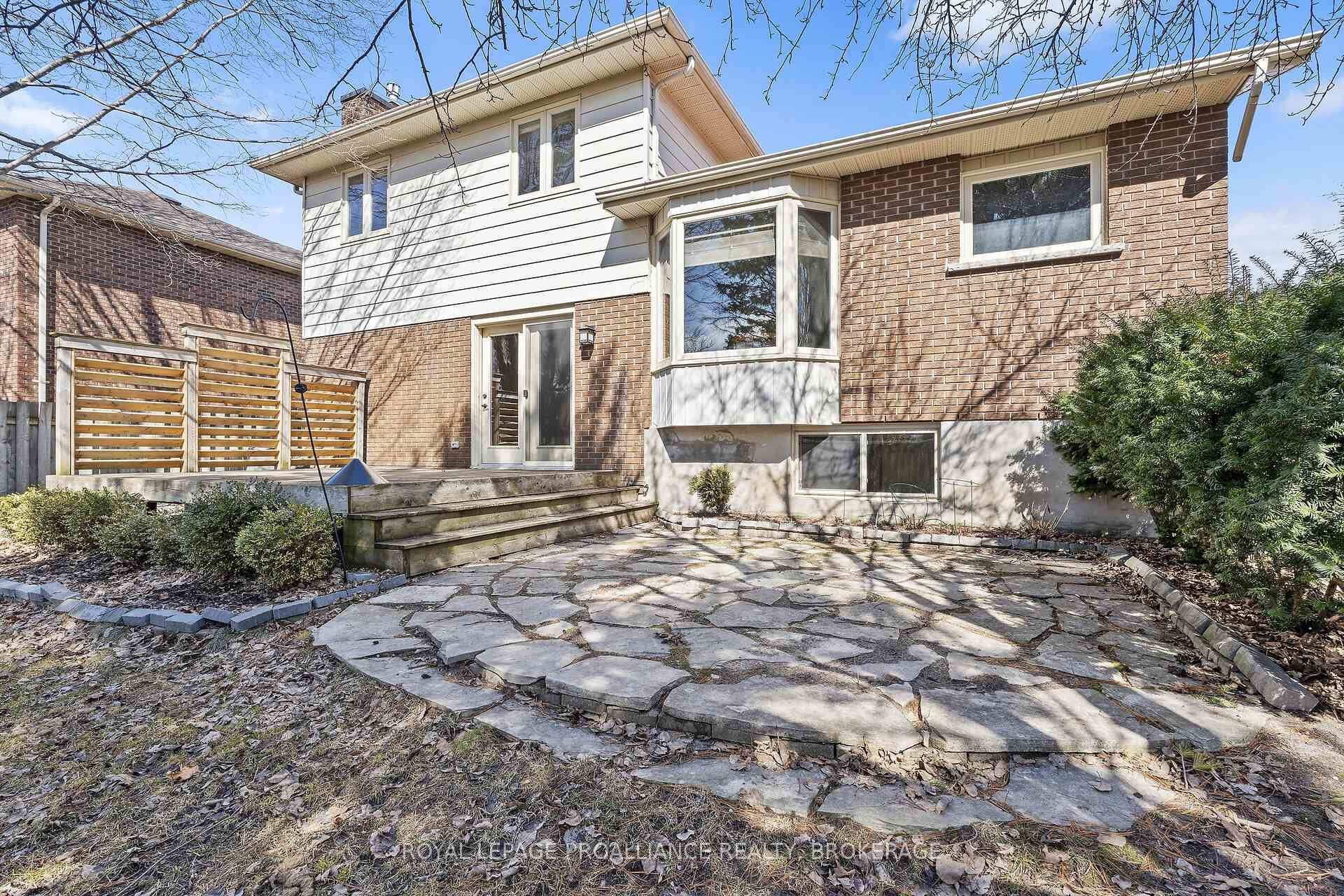 897 Lancaster Drive photo 46