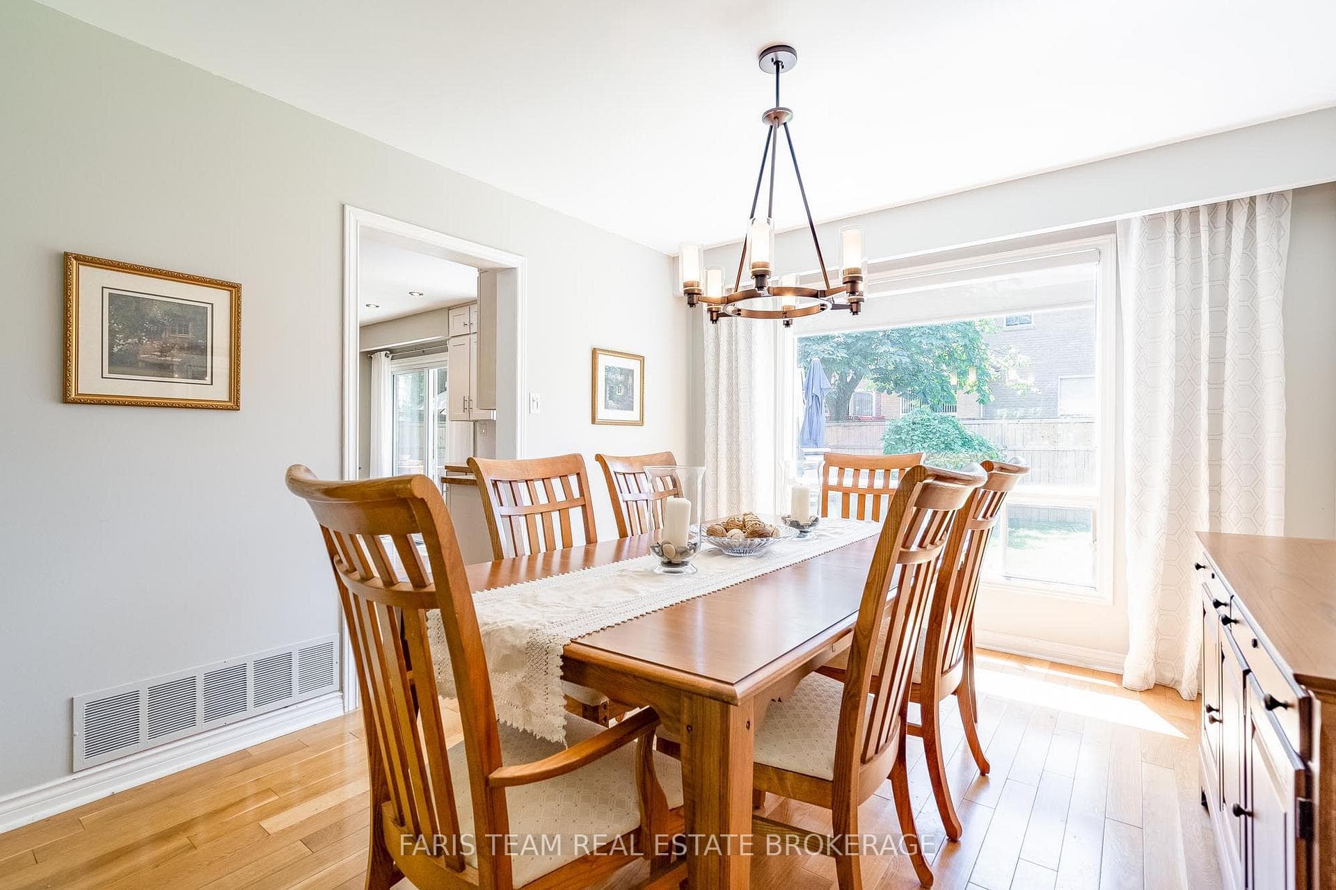 55 Oakridge Drive photo 12
