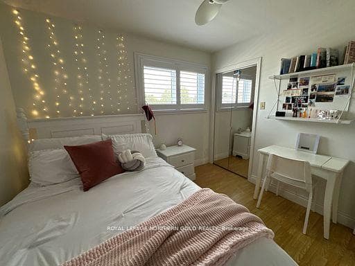 122 QUEEN Street photo 28