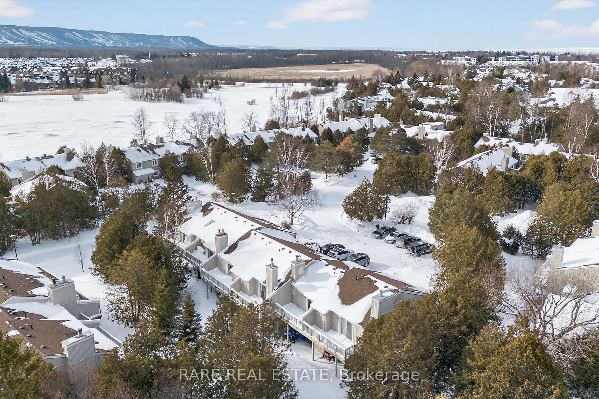 548 Oxbow Crescent photo 45