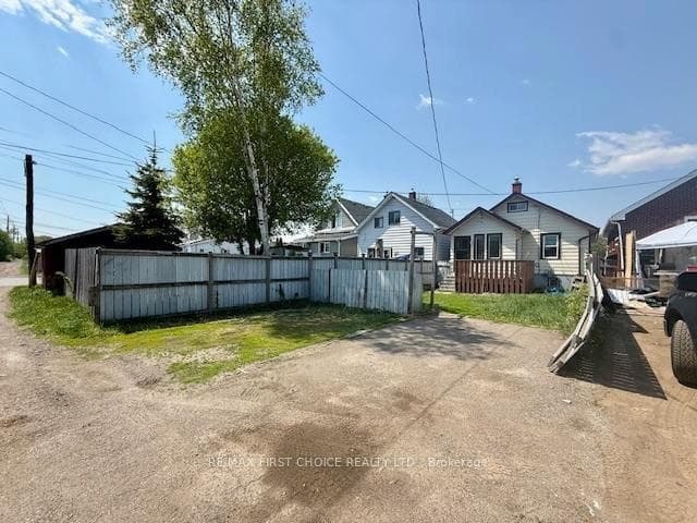 604 Wiley Street photo 32