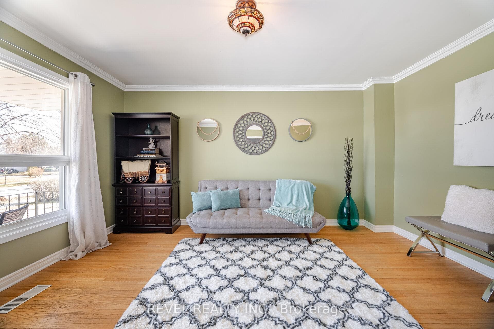 296 Montego Road photo 8