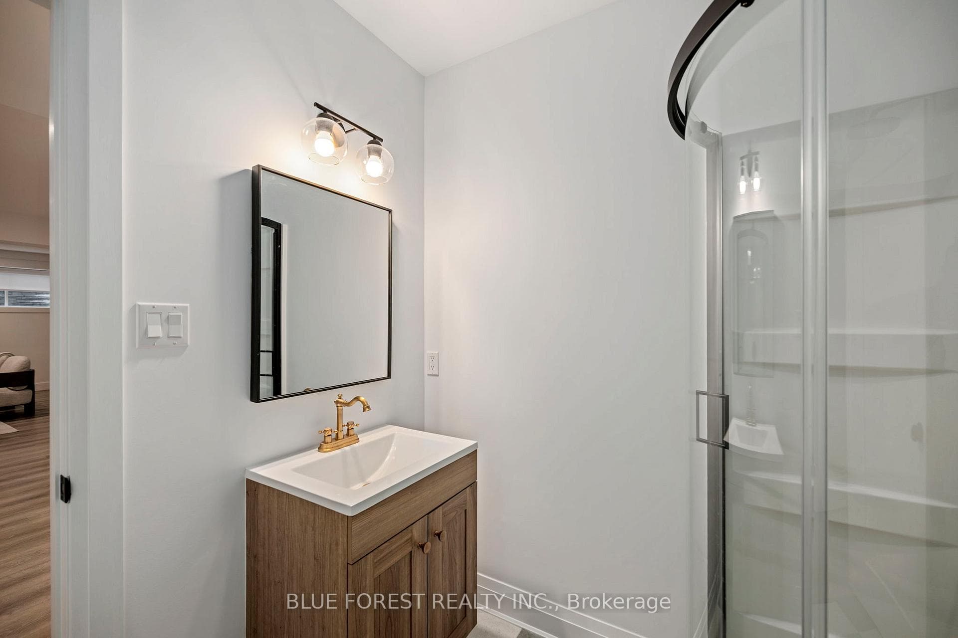 383 Daventry Way Unit 52 photo 36