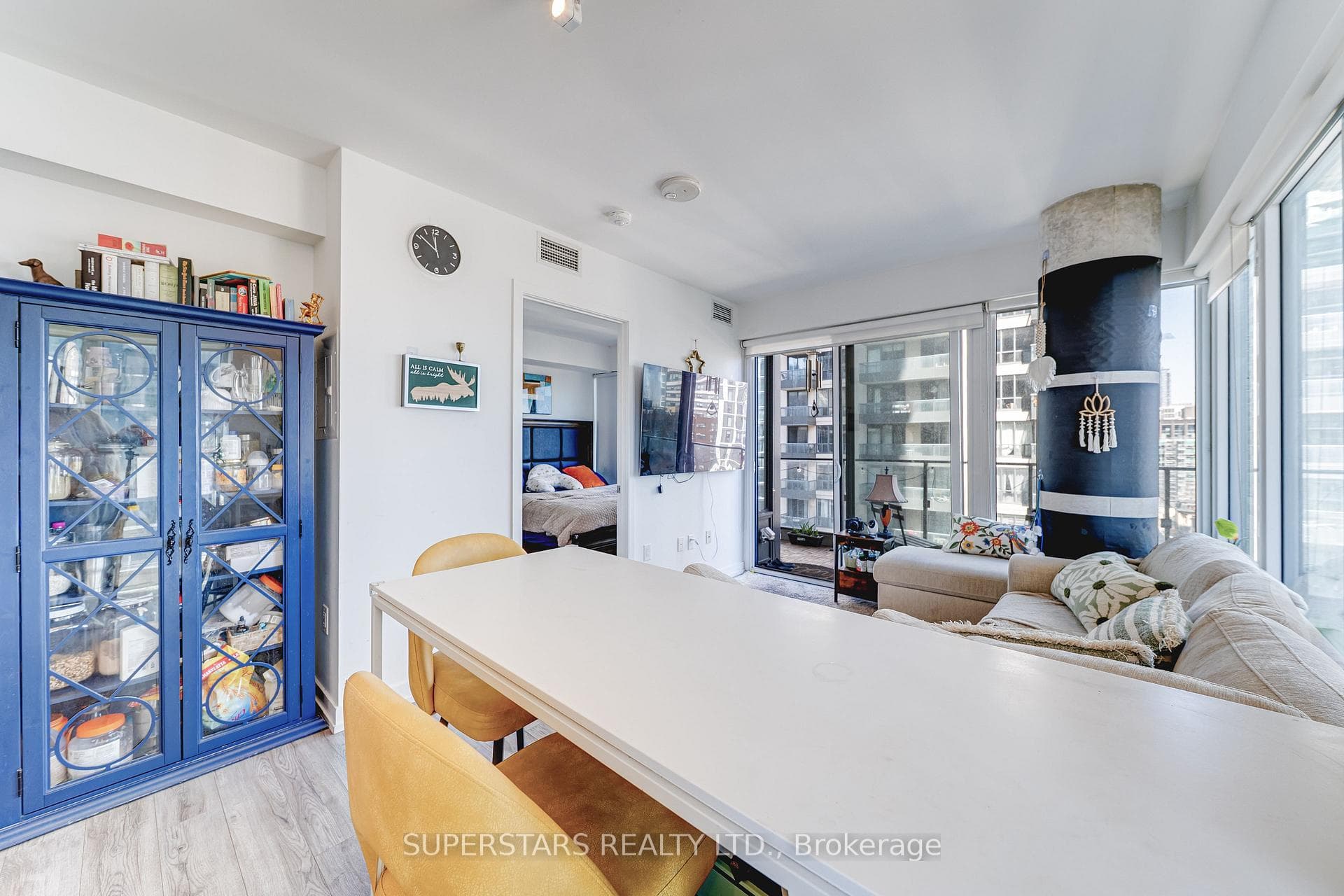 77 Shuter Street Unit 1110 photo 8
