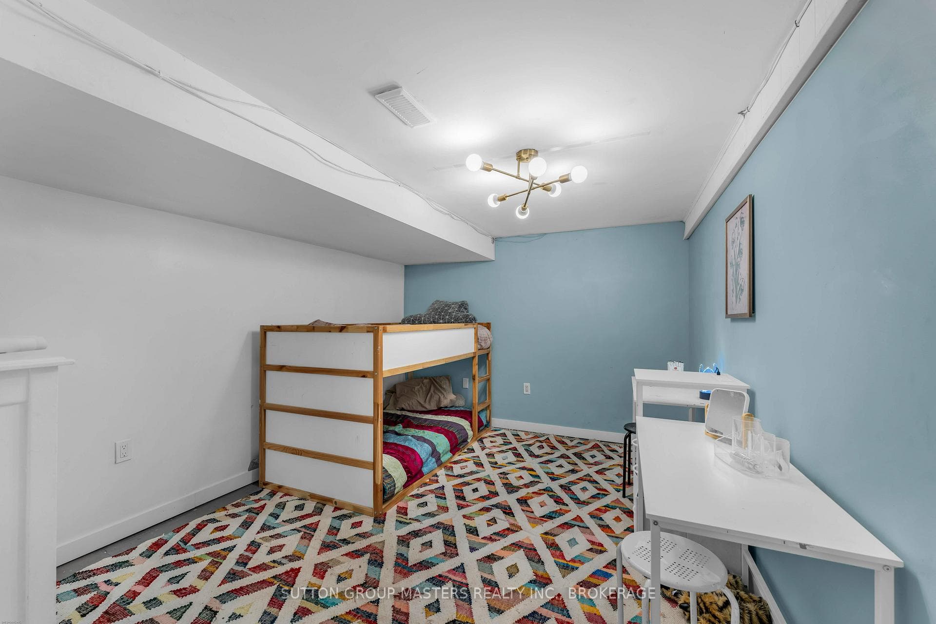 4401 Notre Dame Street photo 28