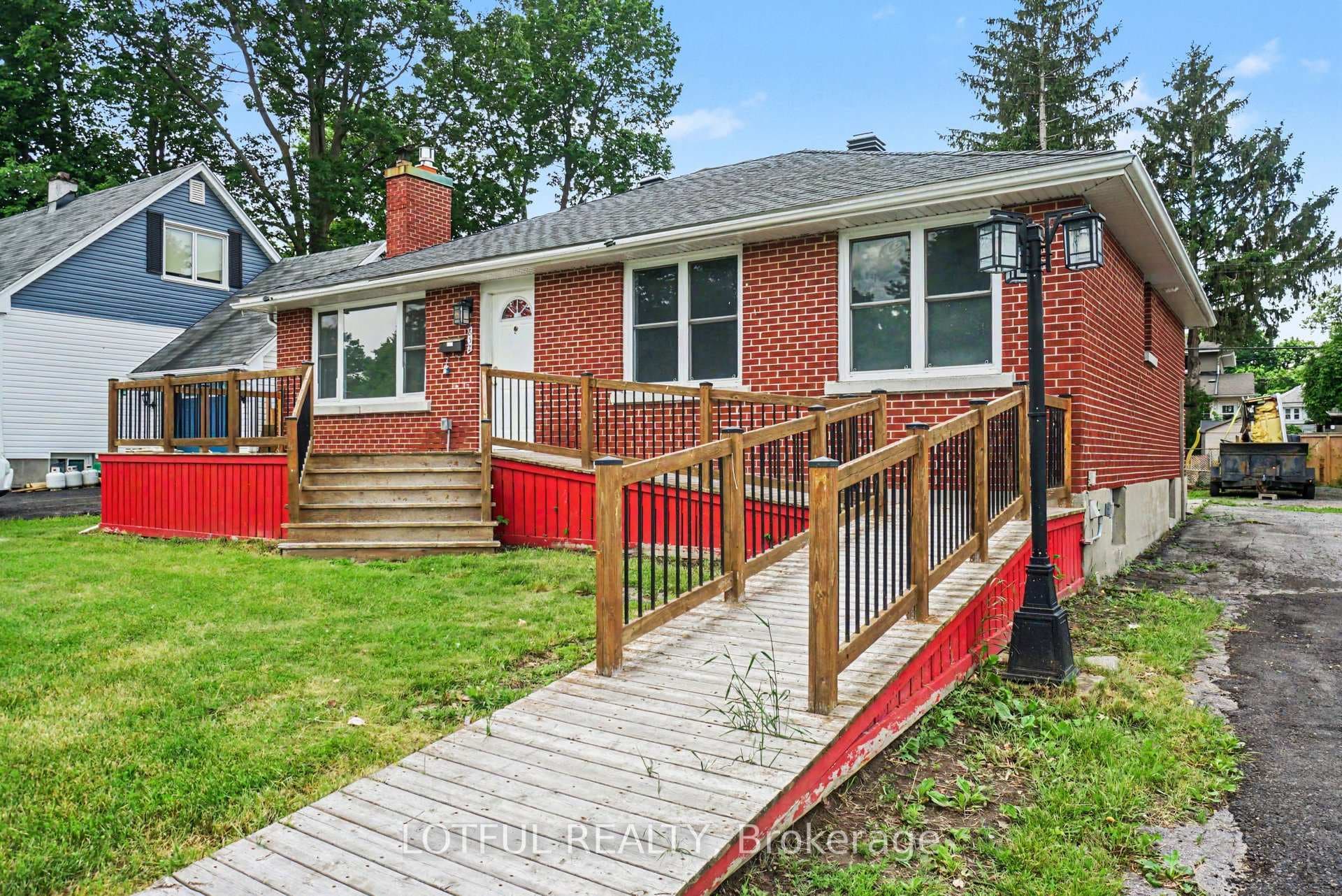 832 Rex Avenue photo 4