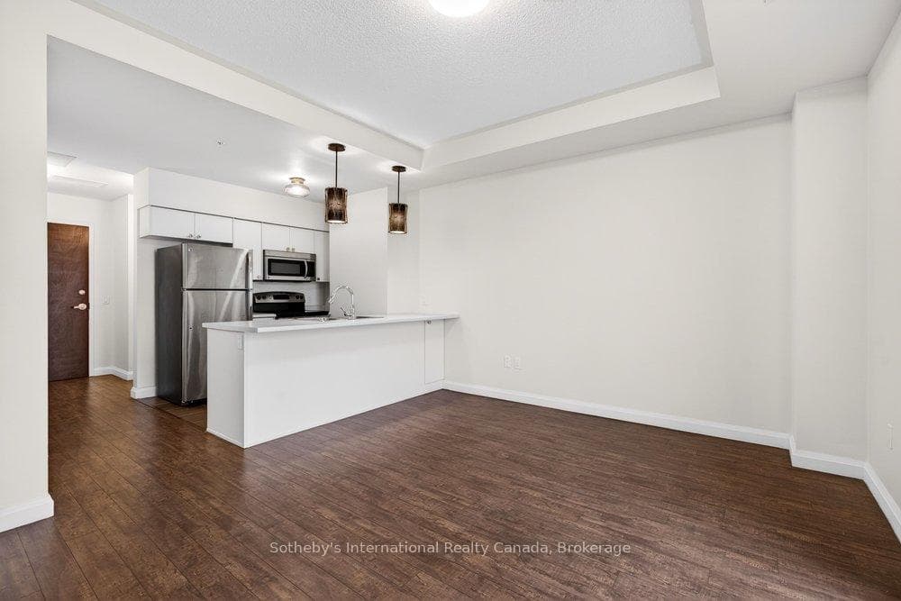 112 King Street Unit 701 photo 10