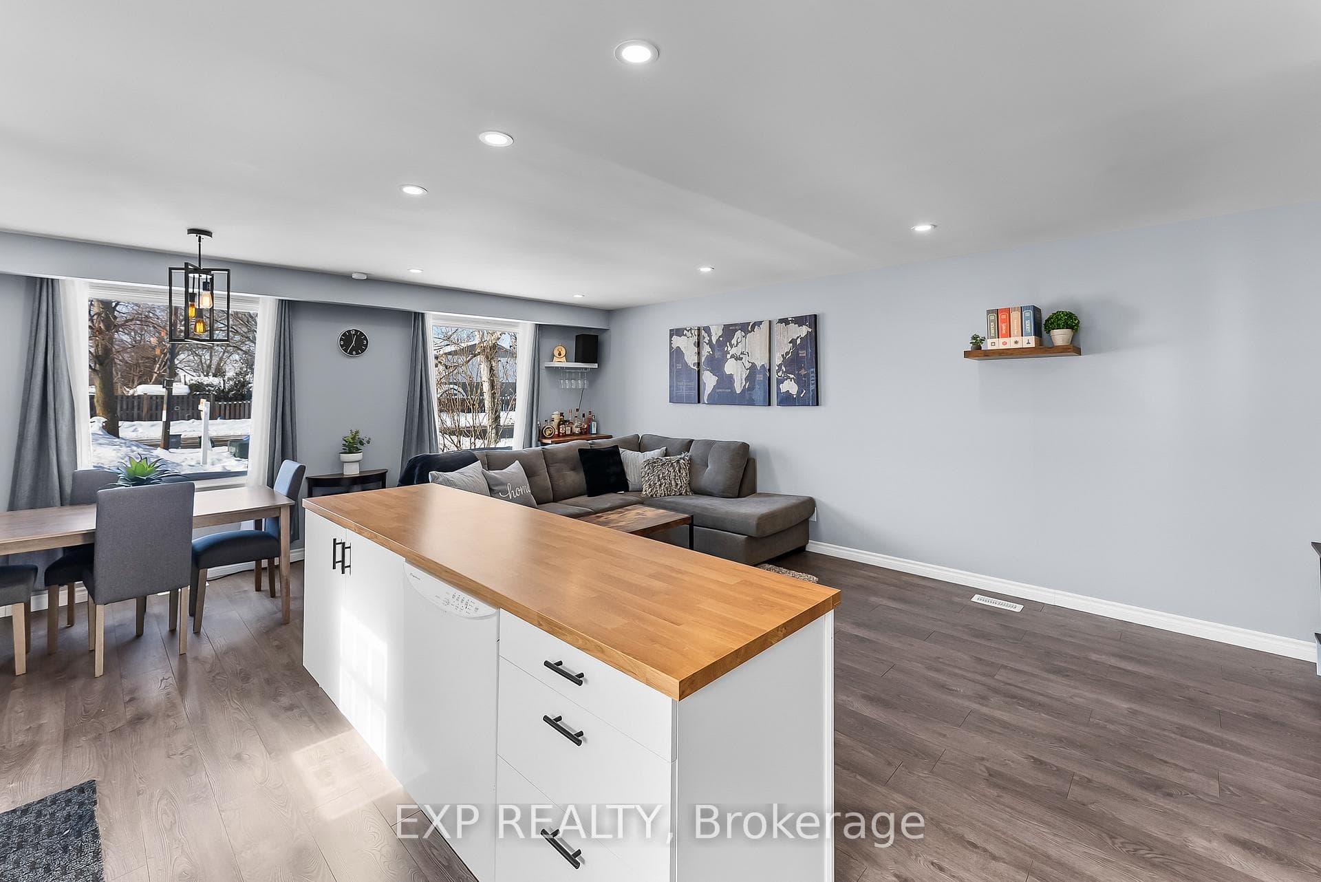82 Tupper Drive photo 4