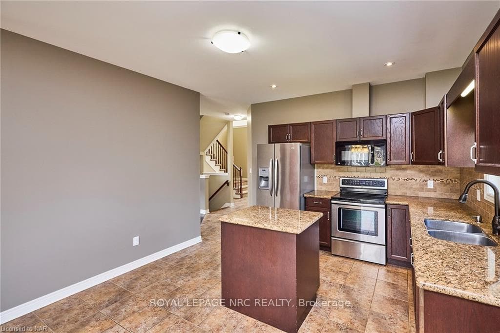58 Carlisle Drive photo 14