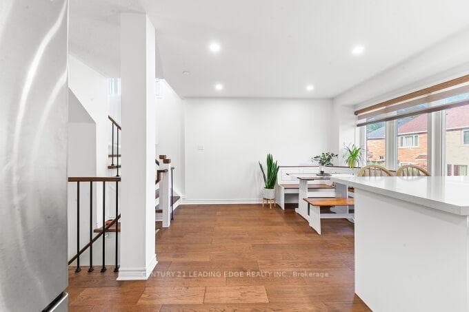 6400 Lawrence Avenue Unit 15 photo 11