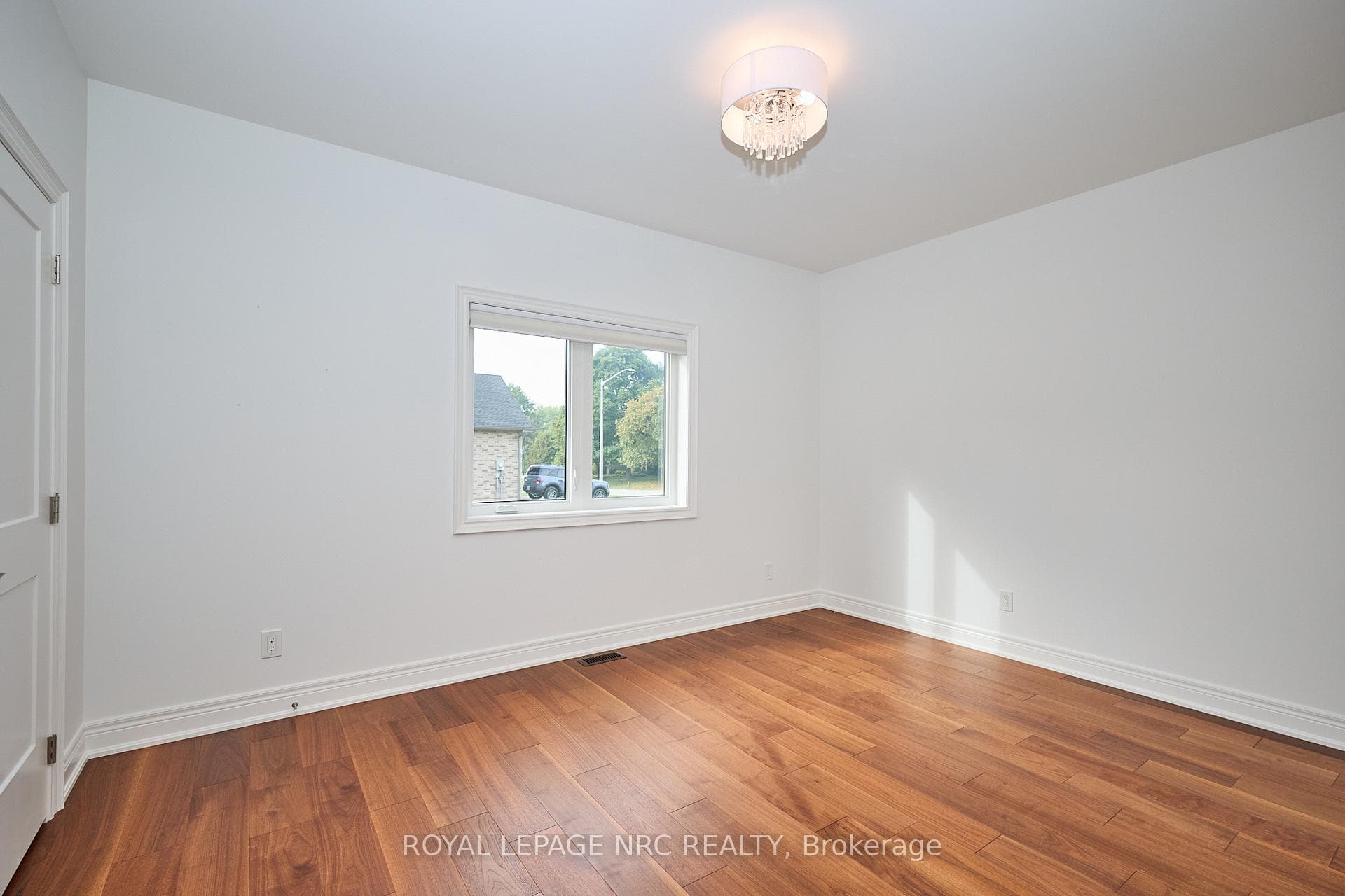 1129 Balfour Street photo 19