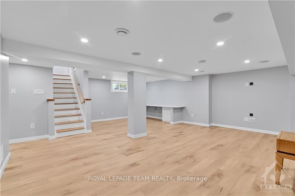 3 FREDERICK Place photo 18