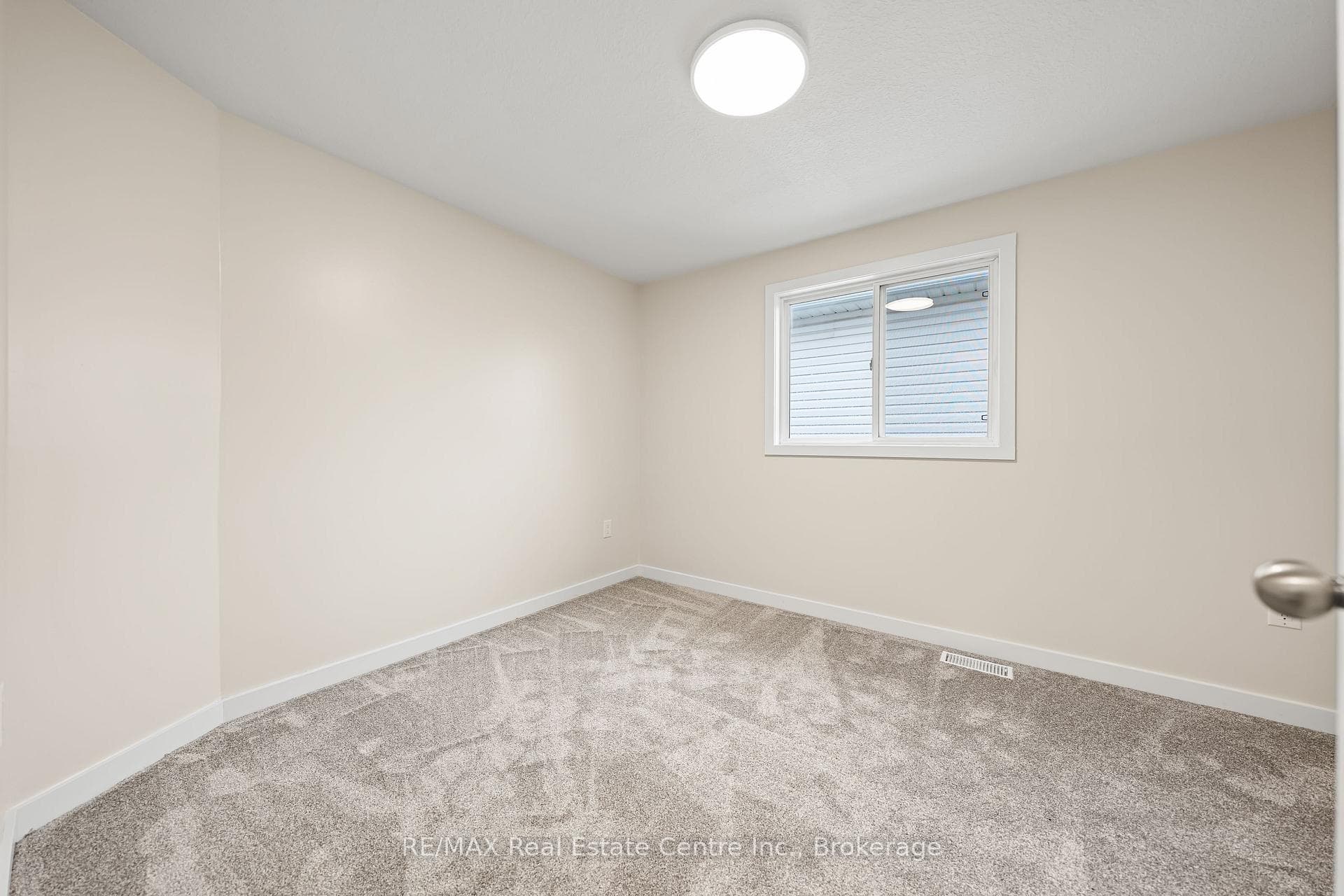 716A Karlsfeld Road photo 24