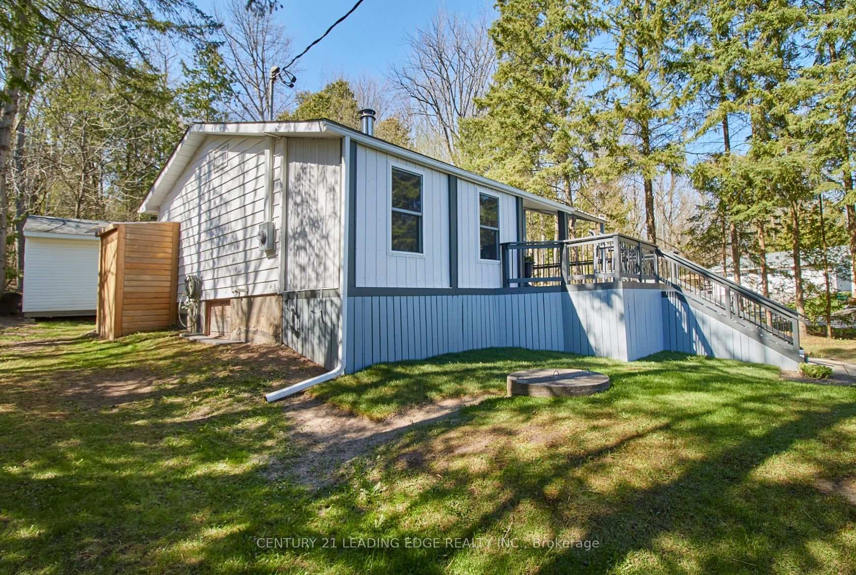 682 North Shore Drive photo 5