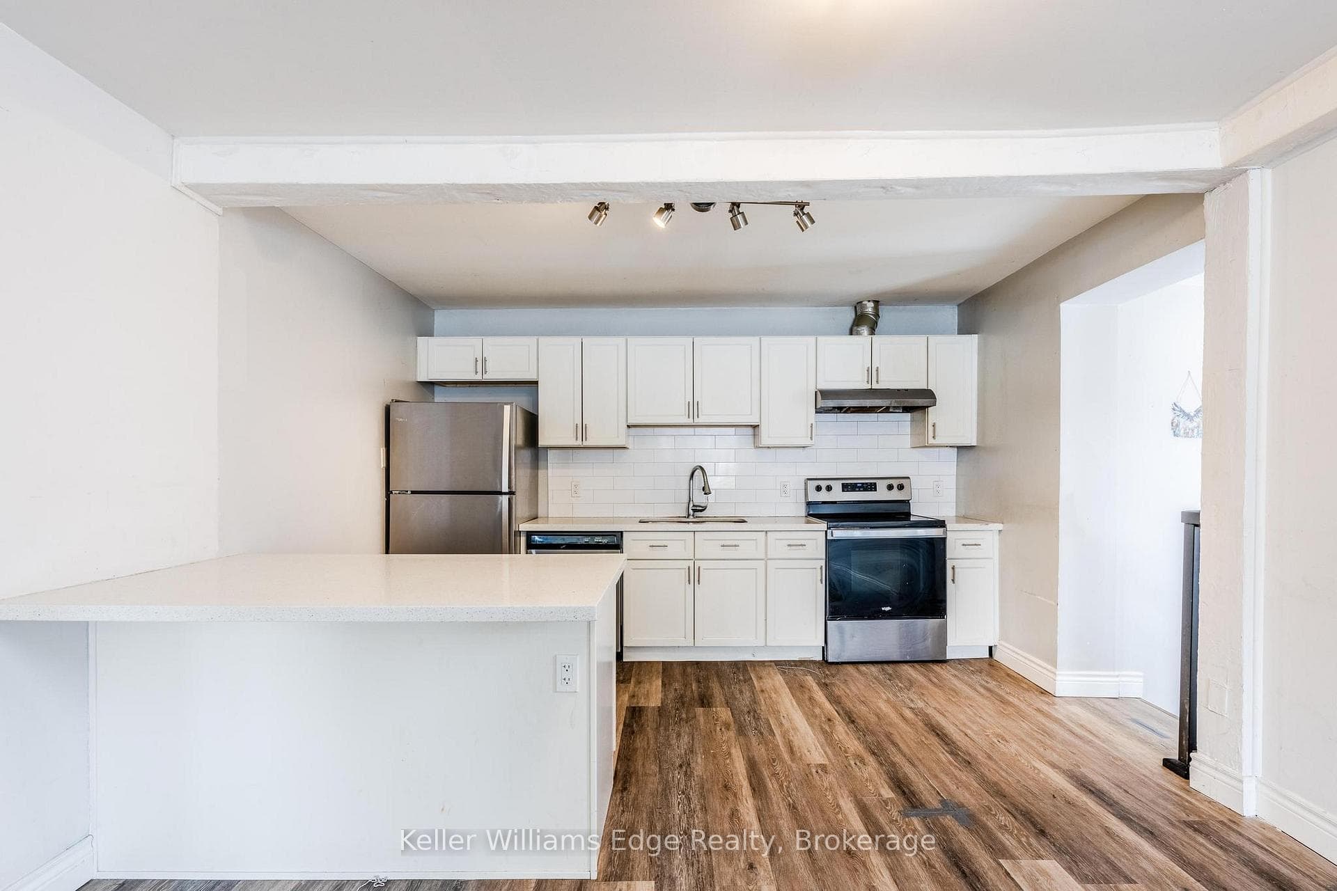 1208 West 5th Street photo 6