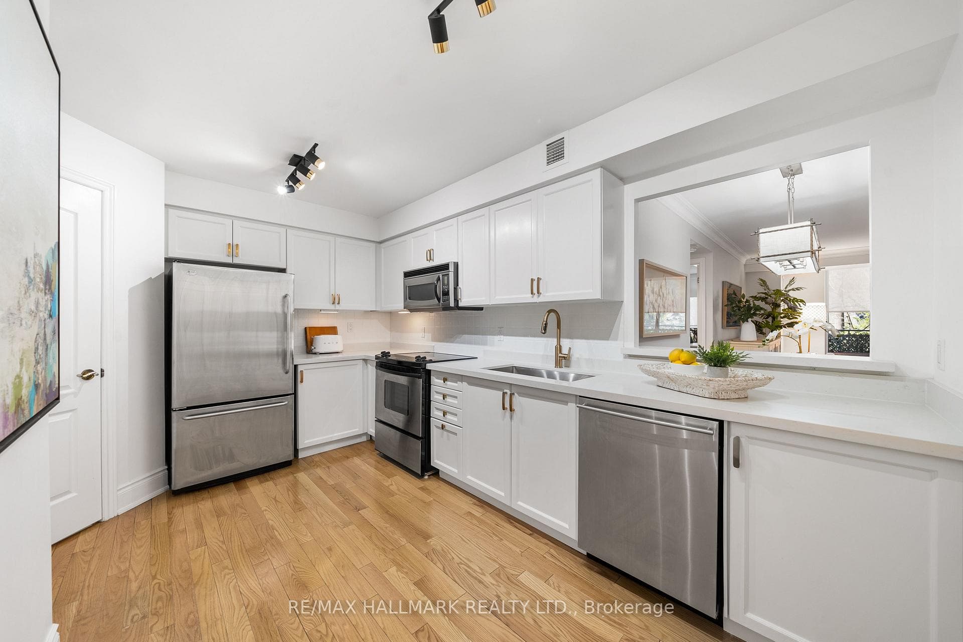 75 York Mills Road Unit 201 photo 12