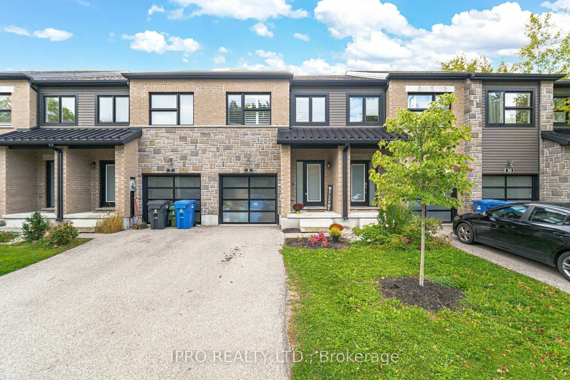 10 Vaughan Street Unit 8 photo 1
