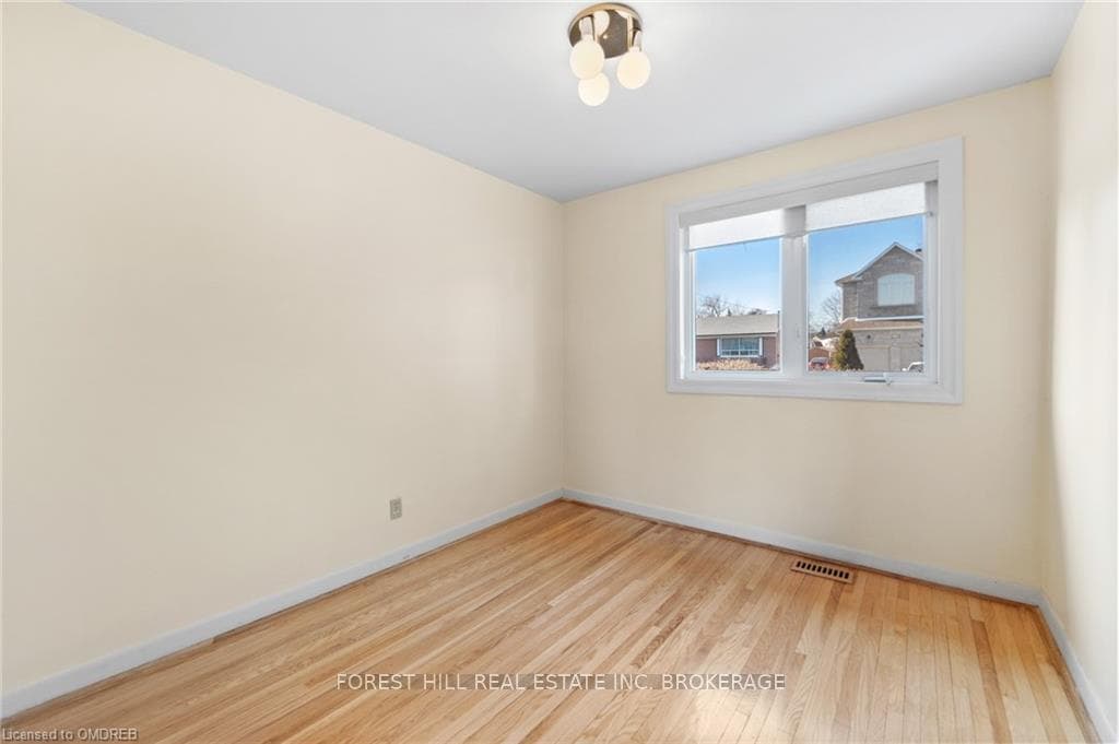 6934 JUSTINE Drive photo 13