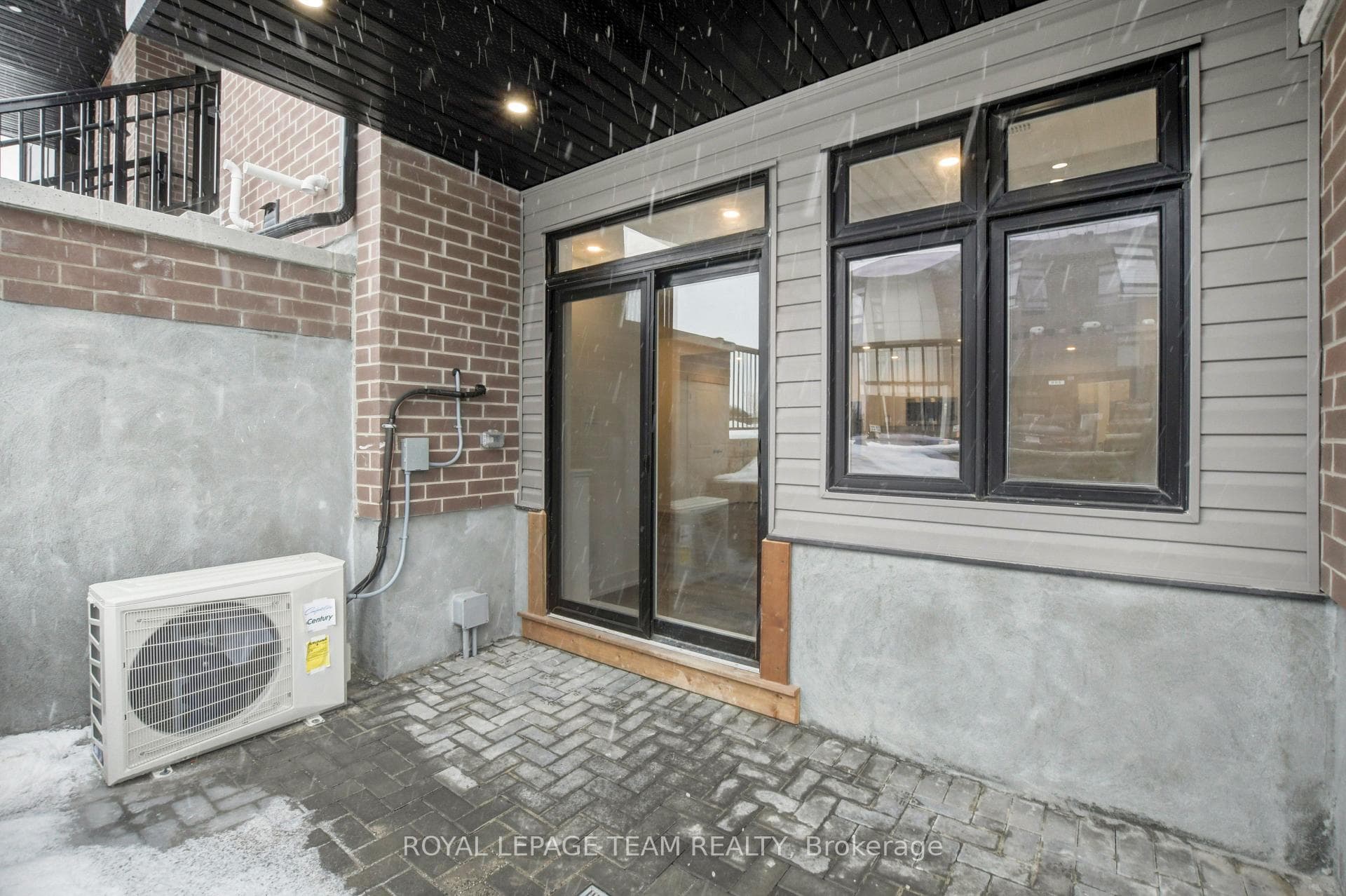 55 OVERBERG Way Unit A photo 30