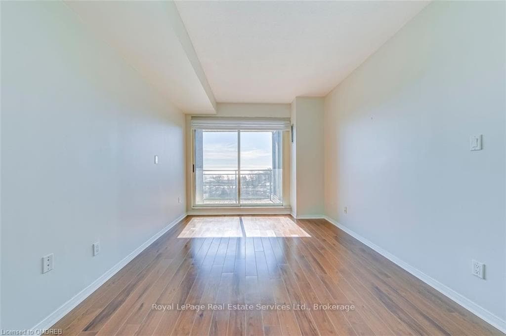 2511 LAKESHORE Road Unit 709 photo 16