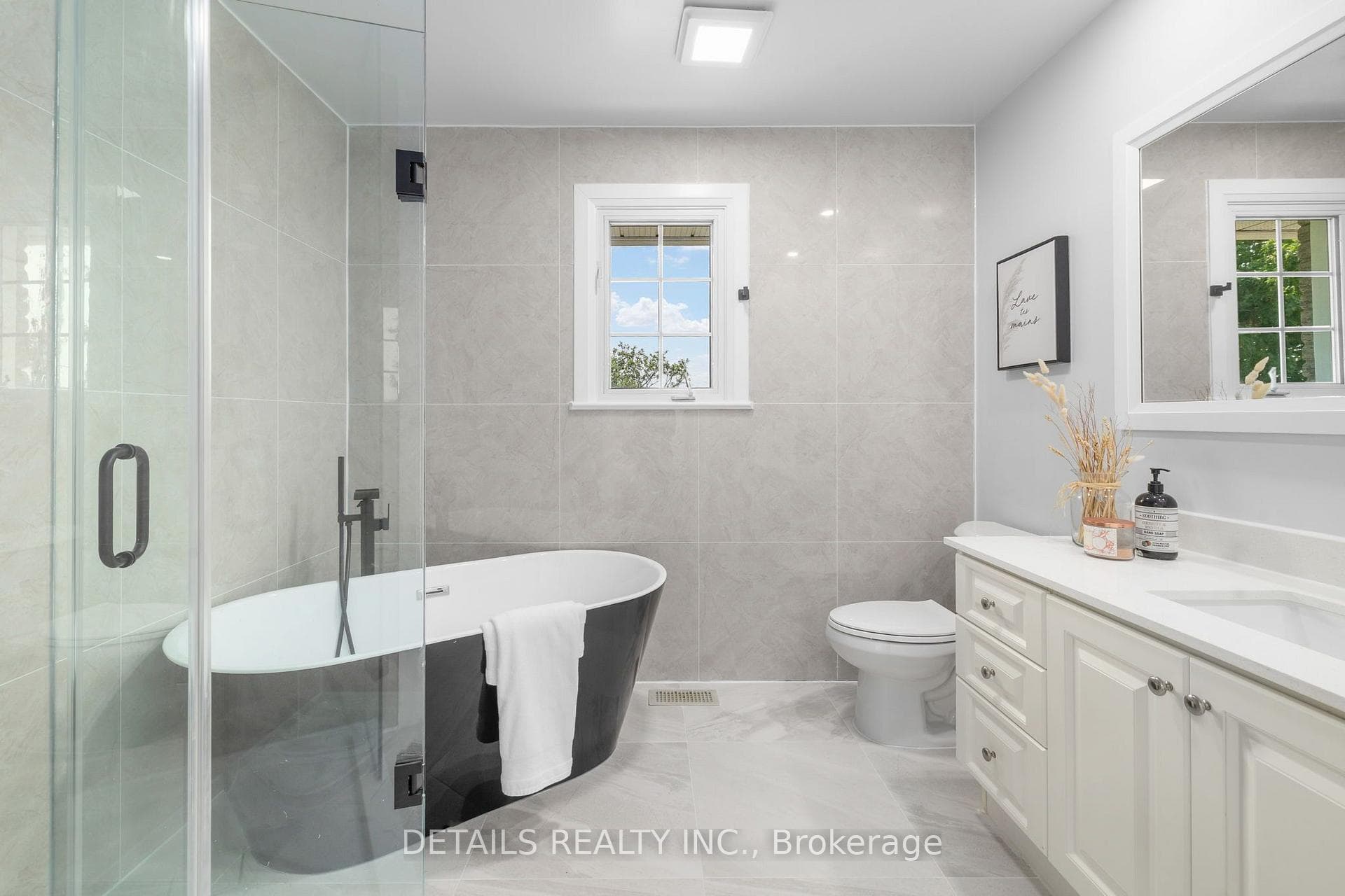 6408 Fourth Line Road photo 27