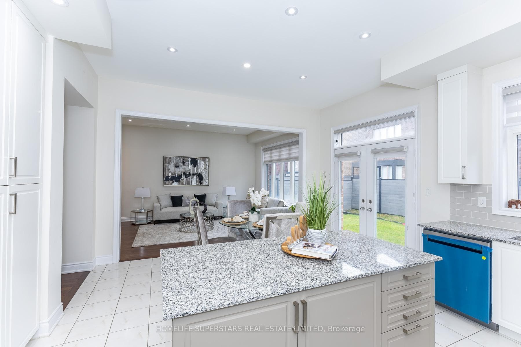 1188 Stag Hollow photo 16