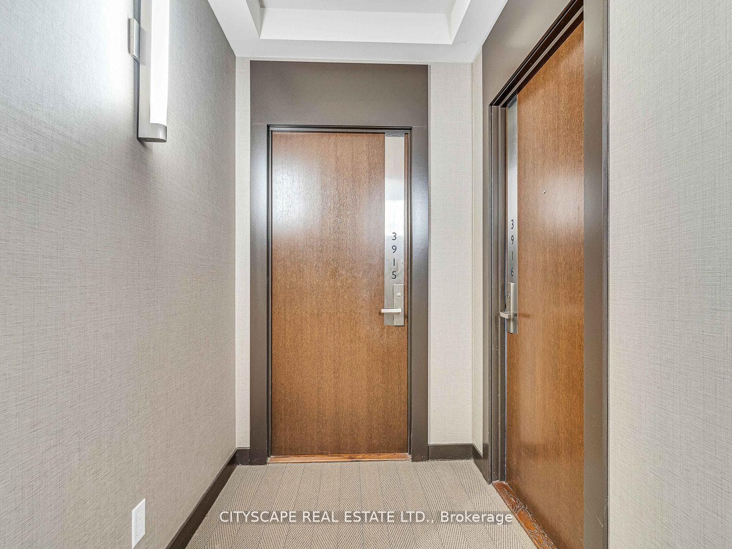 70 Temperance Street Unit 3915 photo 6